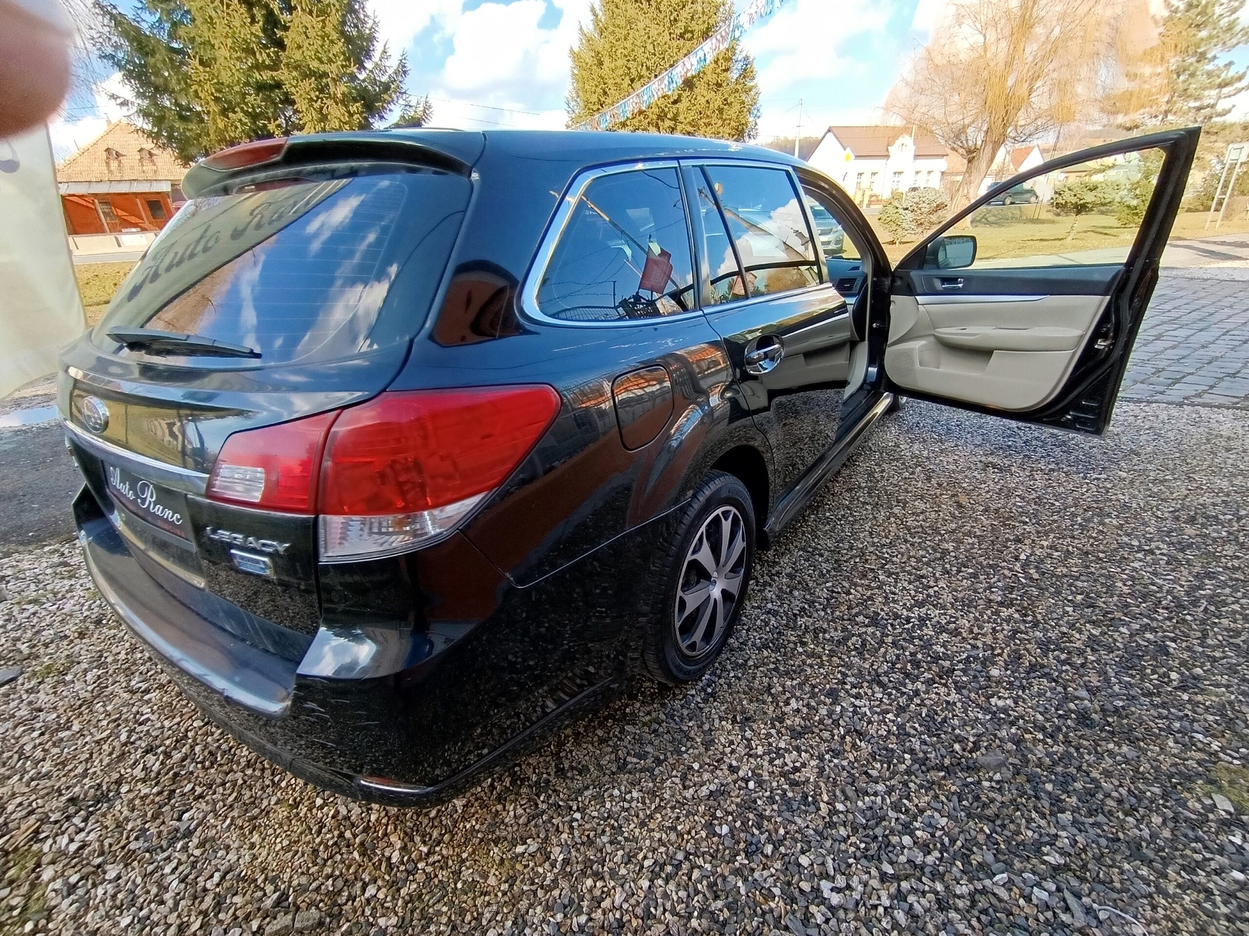 Subaru Legacy 2.0D 4×4 Kombi 110kW/150PS