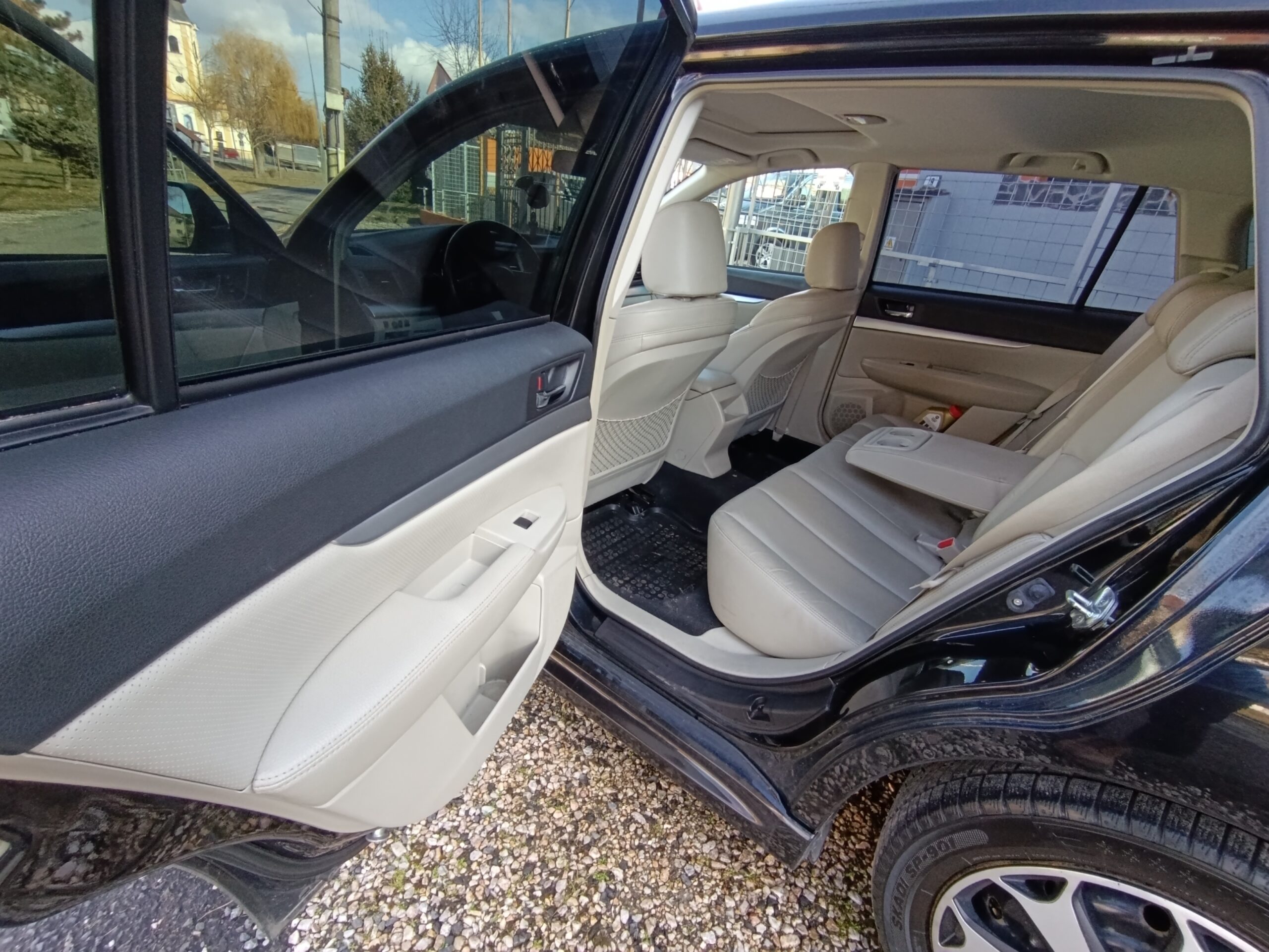 Subaru Legacy 2.0D 4×4 Kombi 110kW/150PS
