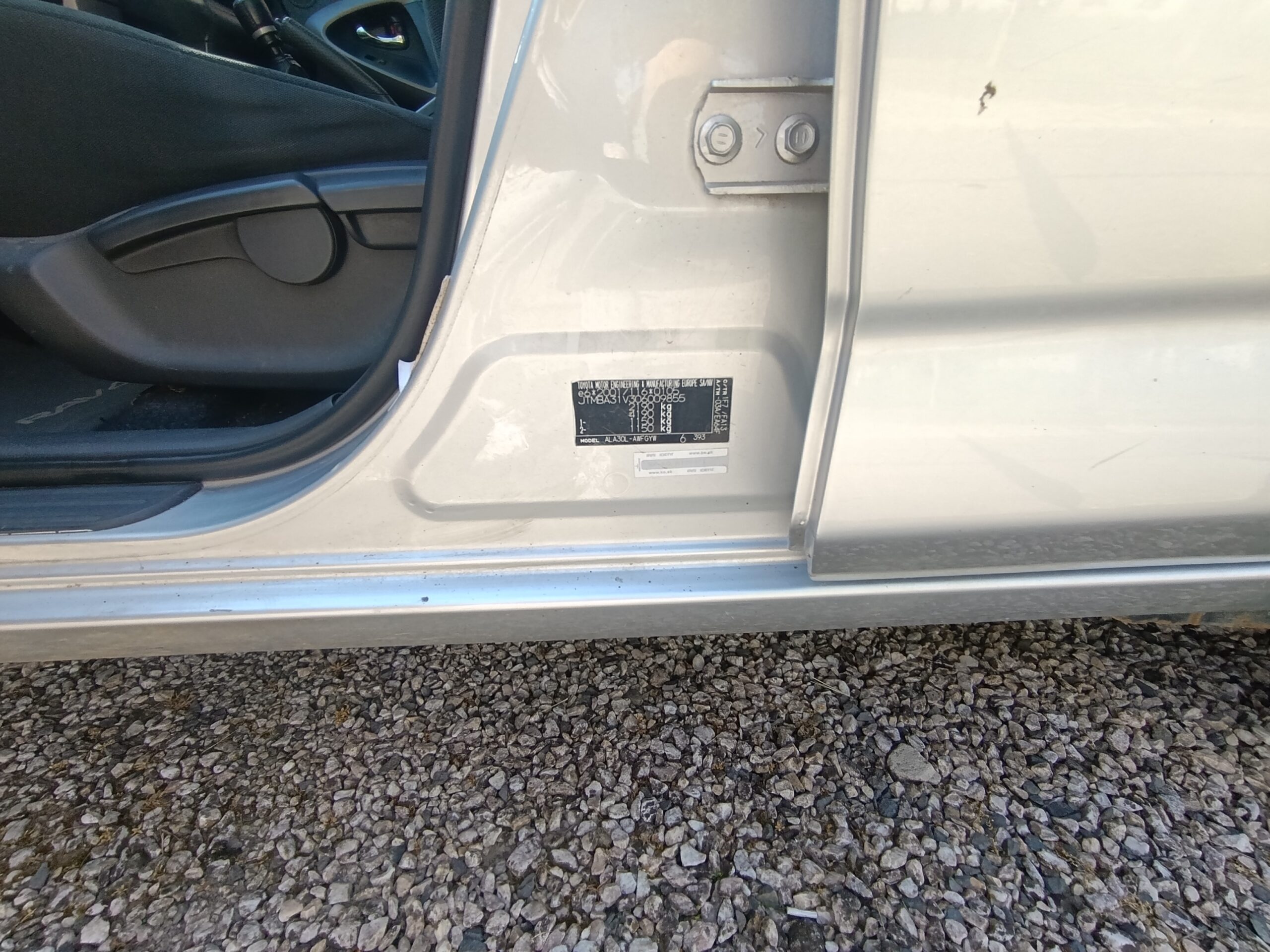 Toyota RAV4 2.2D 4WD 100kW/136PS, 4×4, M6