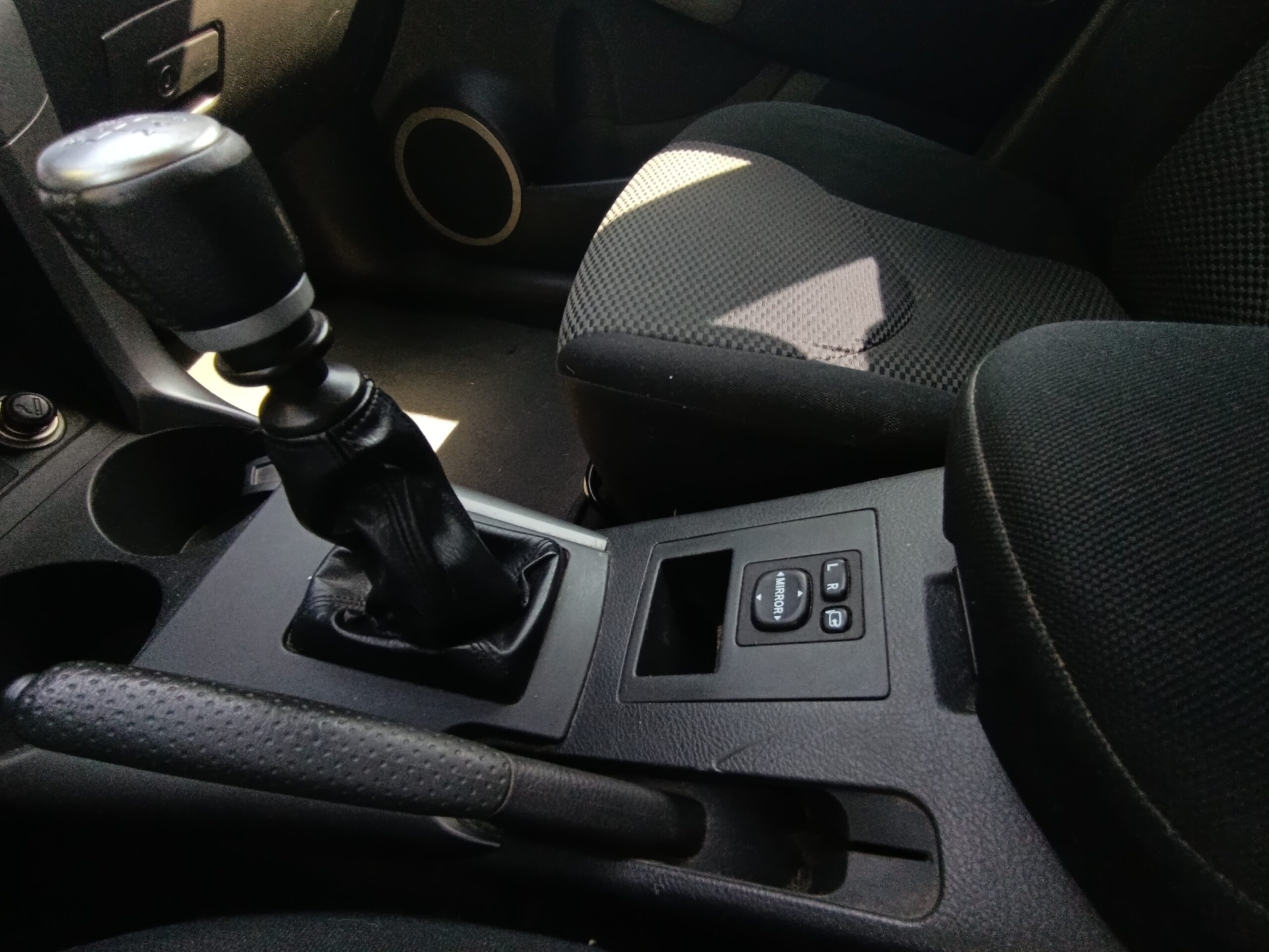Toyota RAV4 2.2D 4WD 100kW/136PS, 4×4, M6