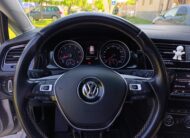 Volkswagen Golf 7 1.2TSI Edícia CUP, Sám zaparkuje.