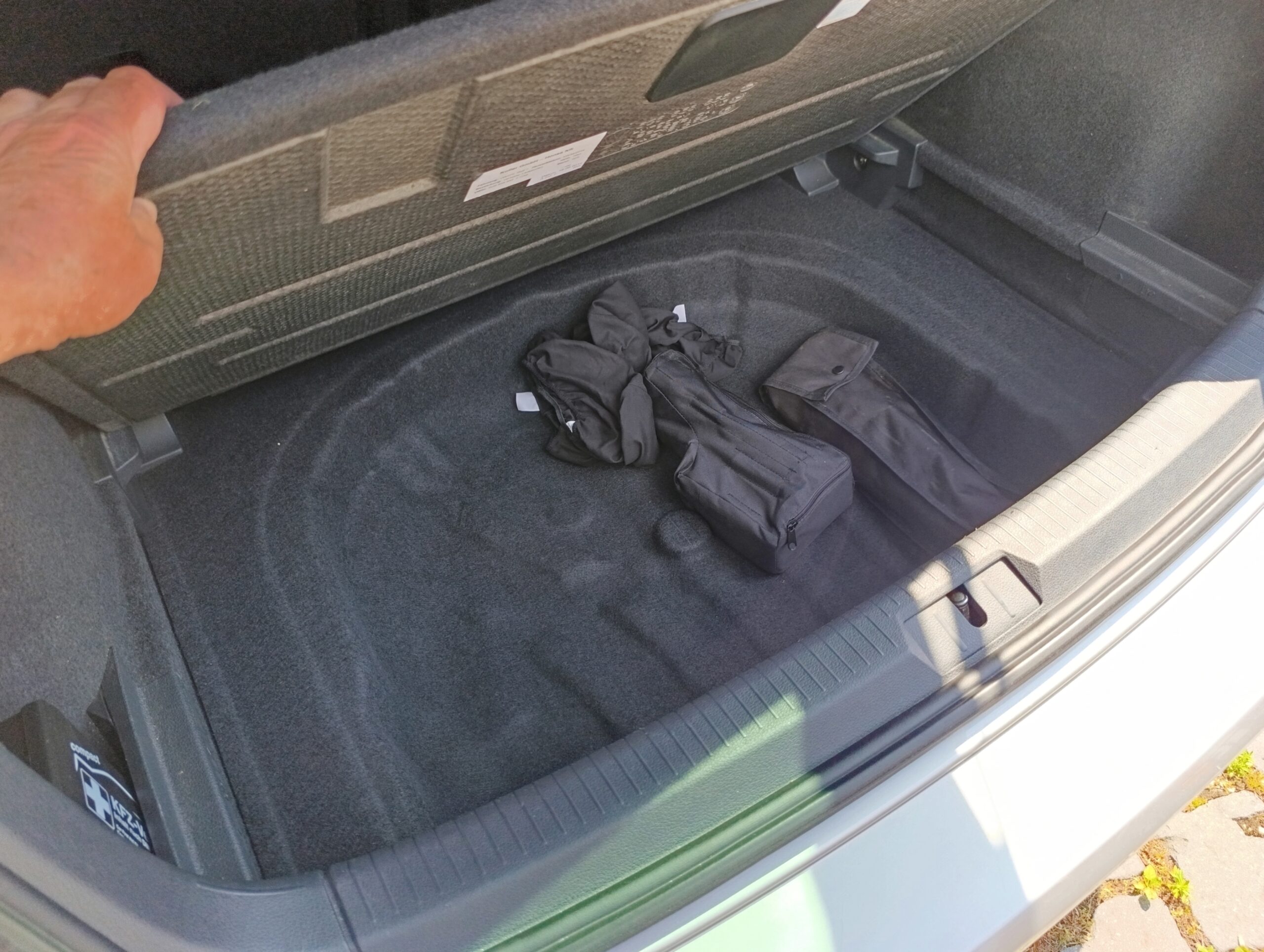 Volkswagen Golf 7 1.2TSI Edícia CUP, Sám zaparkuje.