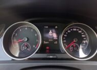 Volkswagen Golf 7 1.2TSI Edícia CUP, Sám zaparkuje.