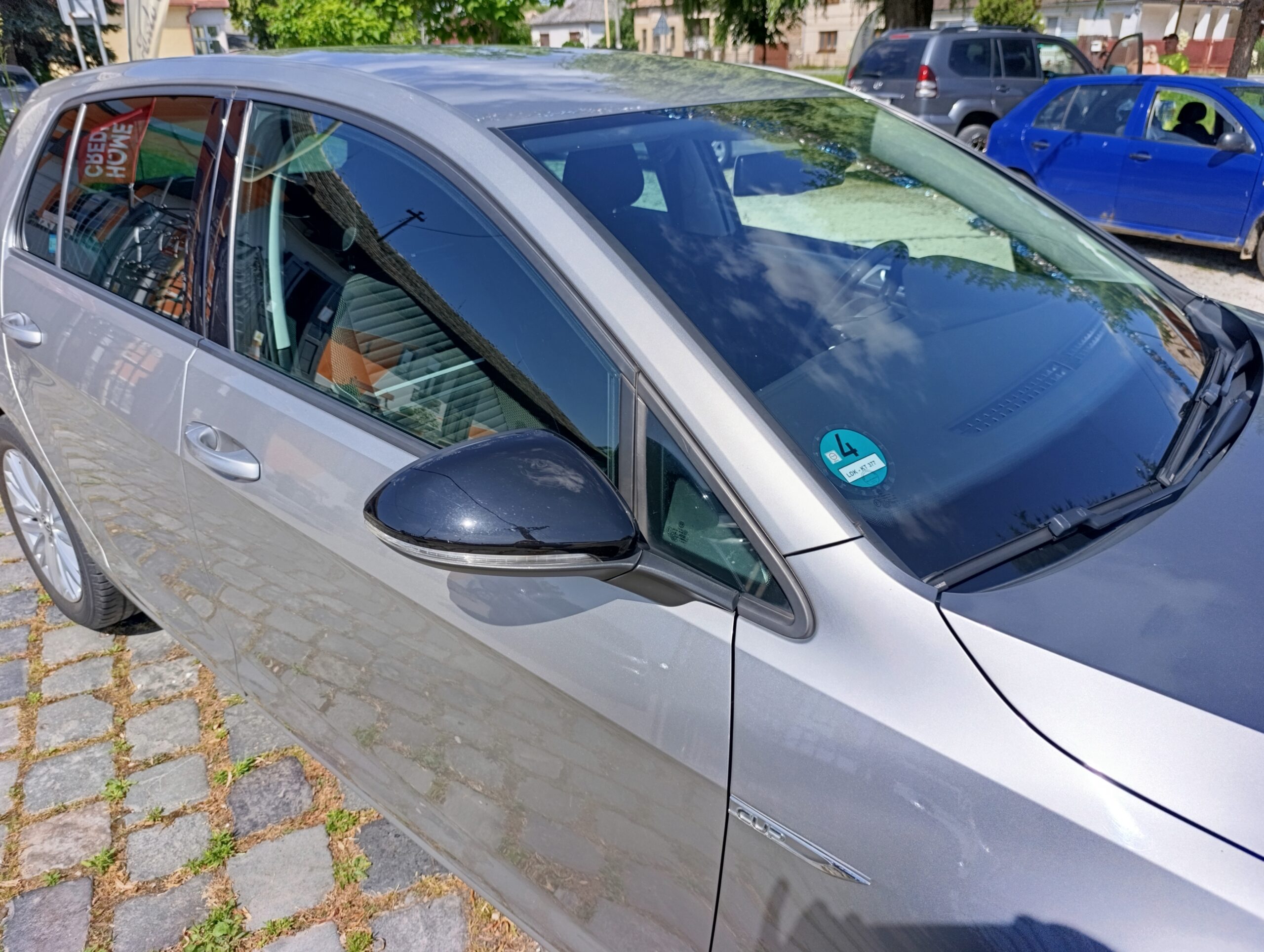 Volkswagen Golf 7 1.2TSI Edícia CUP, Sám zaparkuje.