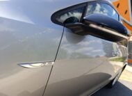 Volkswagen Golf 7 1.2TSI Edícia CUP, Sám zaparkuje.