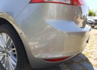 Volkswagen Golf 7 1.2TSI Edícia CUP, Sám zaparkuje.