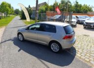 Volkswagen Golf 7 1.2TSI Edícia CUP, Sám zaparkuje.