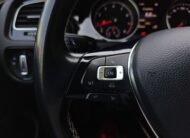 Volkswagen Golf 7 1.2TSI Edícia CUP, Sám zaparkuje.