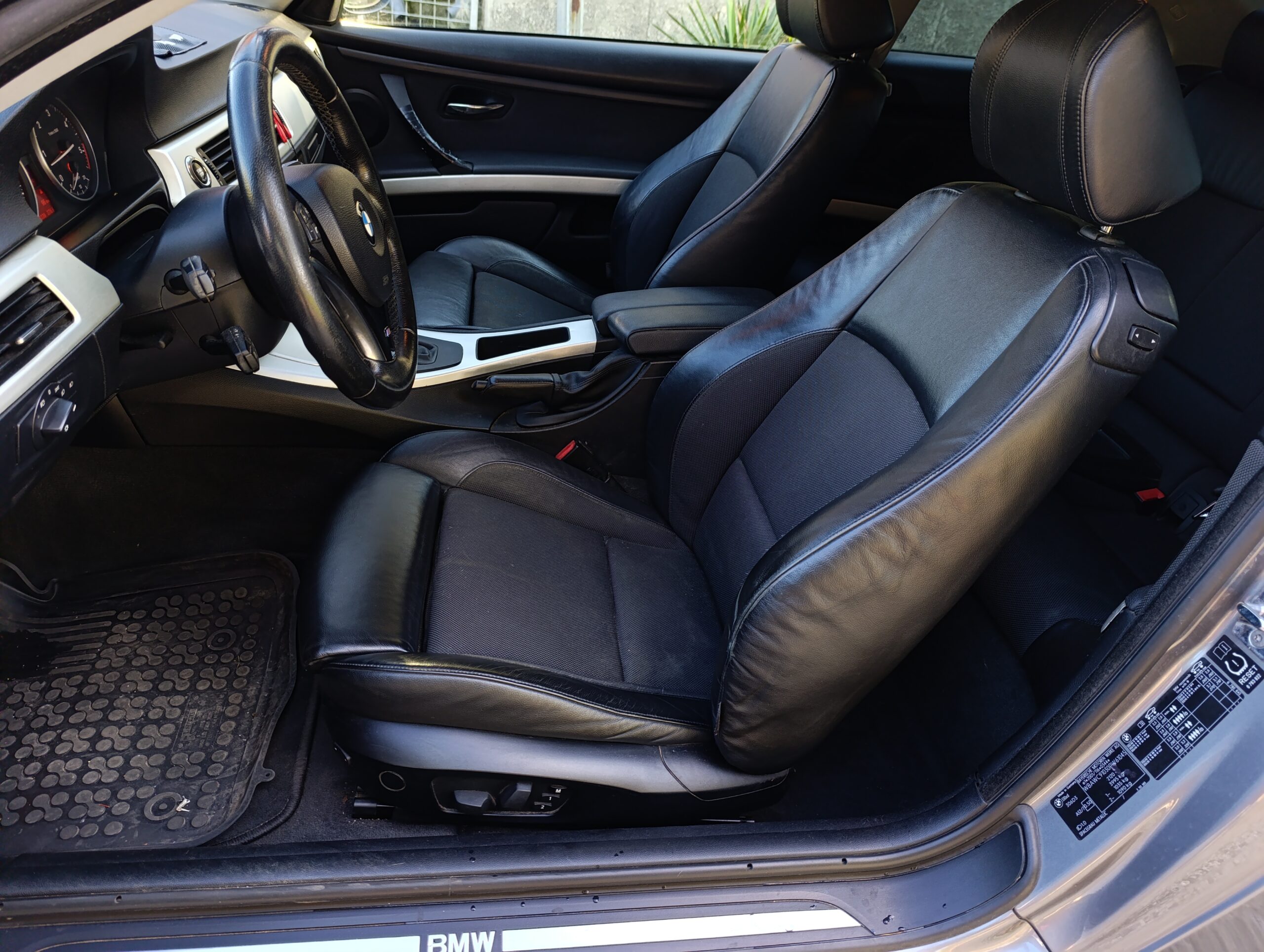 BMW 330xd Coupe 231PS