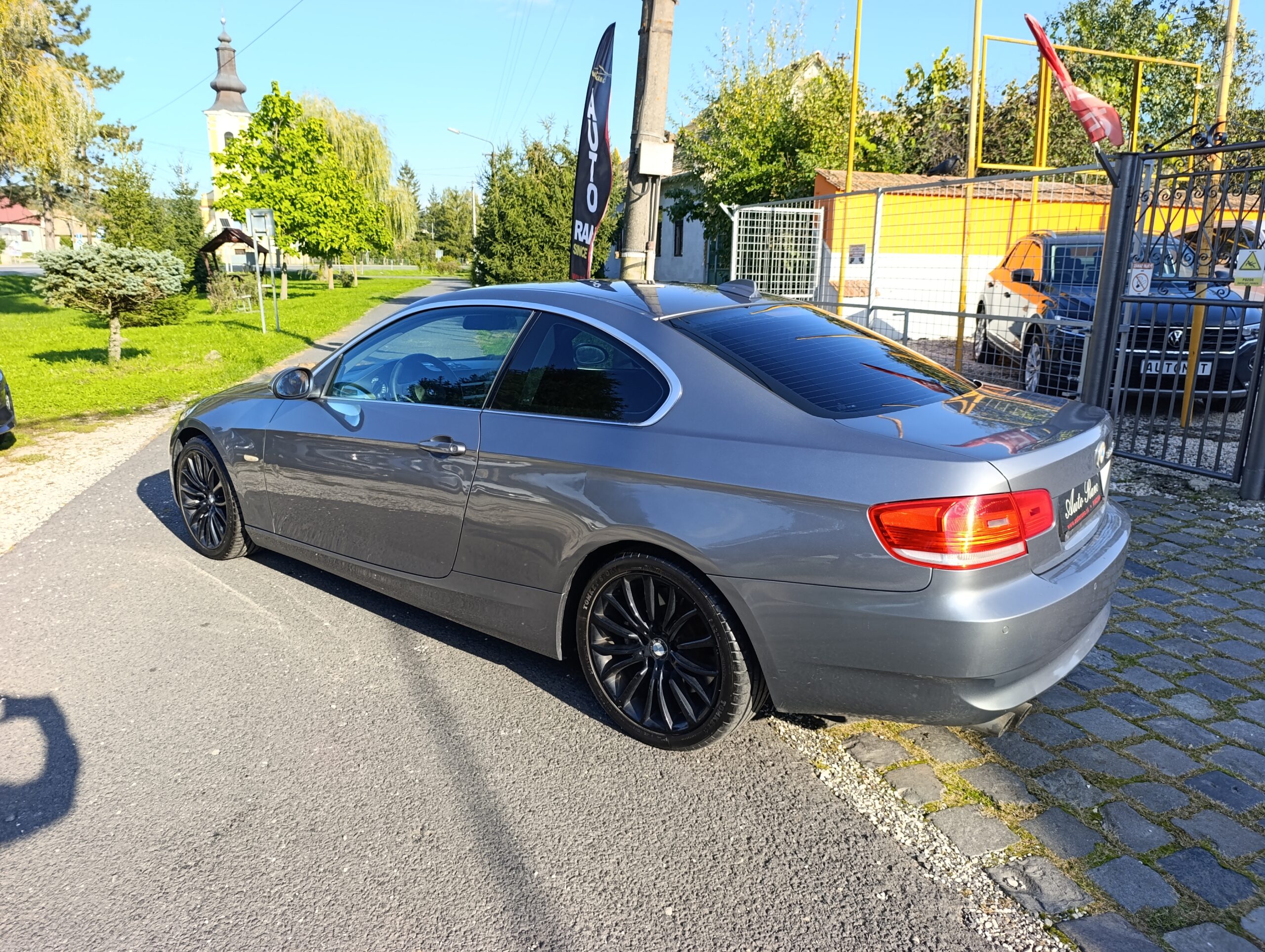 BMW 330xd Coupe 231PS