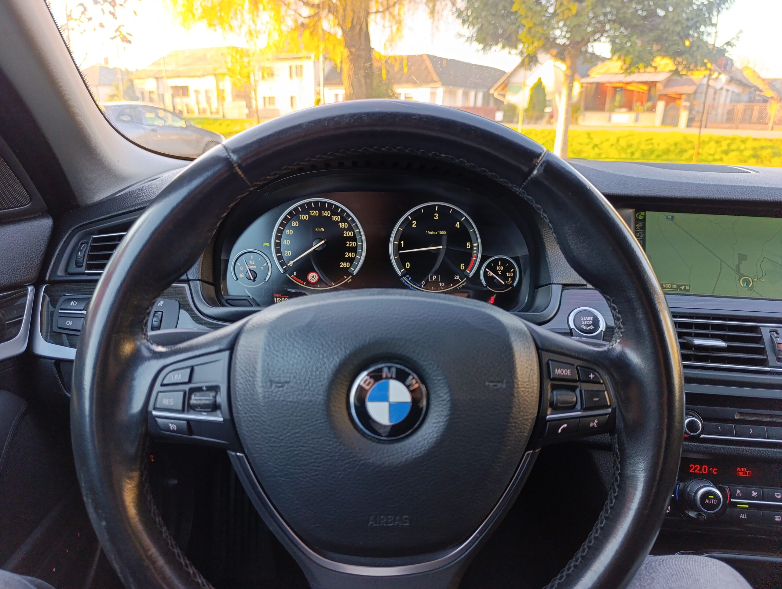 BMW 530 xDrive Rad 5 combi, 190kW Doťah dverí, Koža