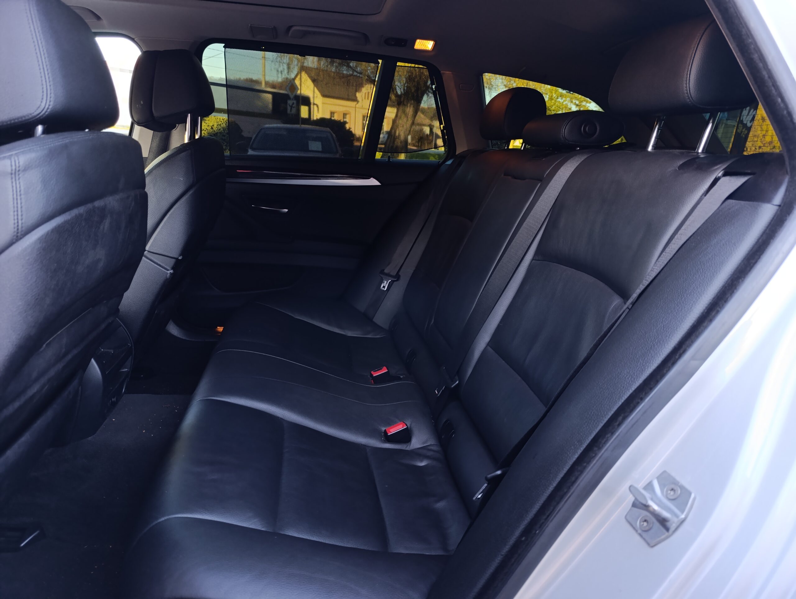 BMW 530 xDrive Rad 5 combi, 190kW Doťah dverí, Koža