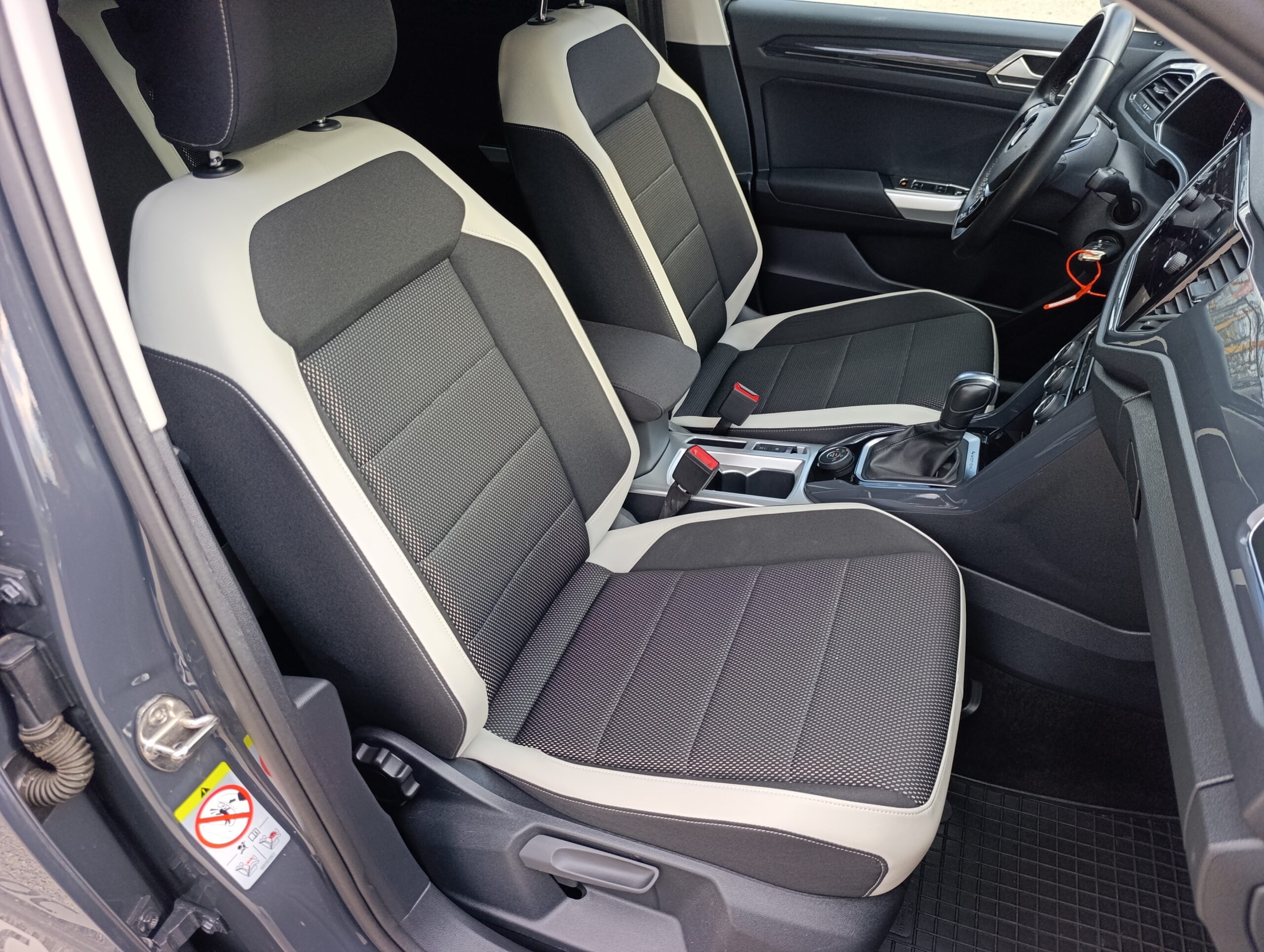 Volkswagen T-ROC 4Motion, 2.0TDI 110kW/150PS. Virtual Cocpit, LED svetlá, SUV/Off-Road