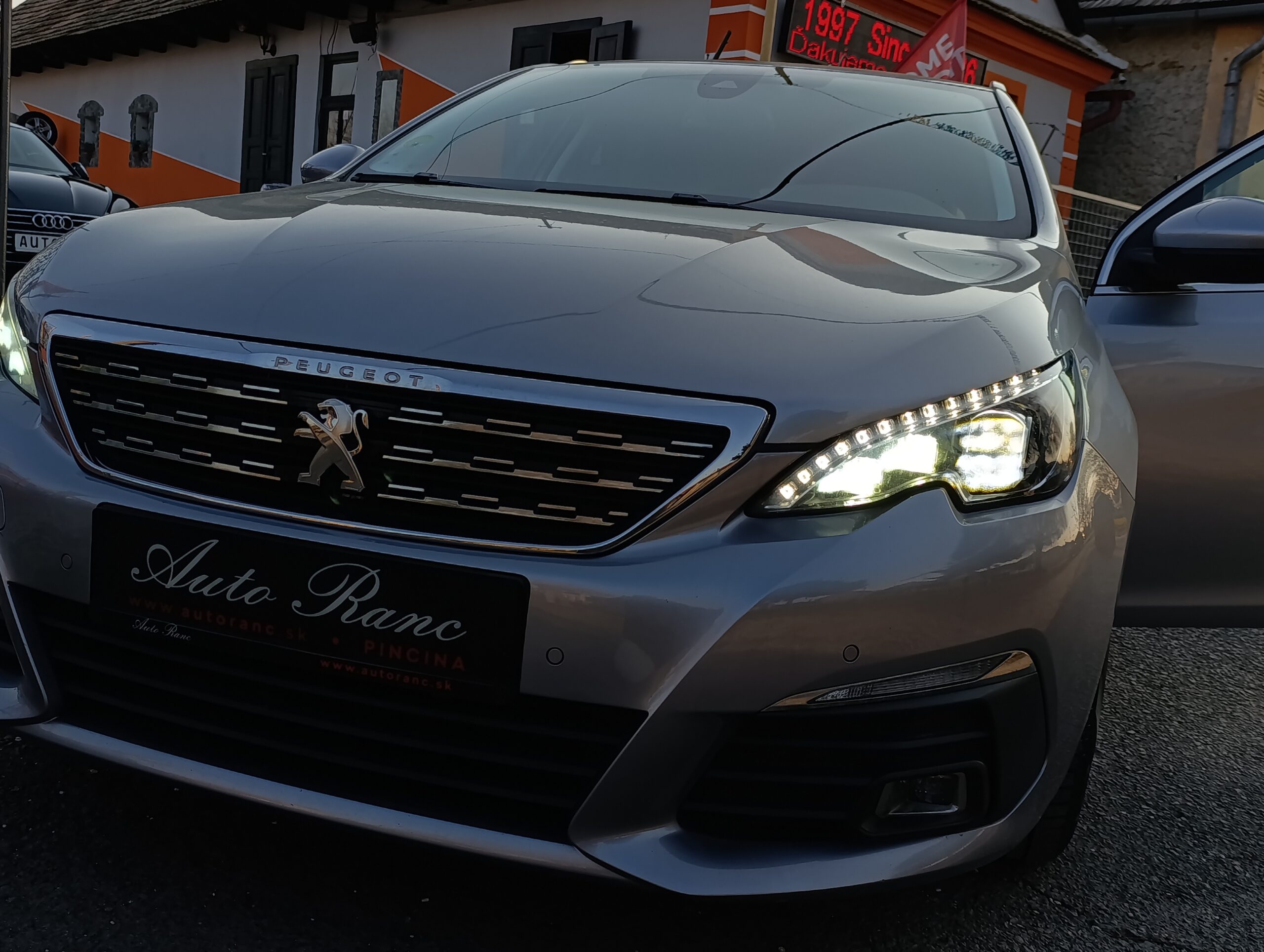 Peugeot 308SW 1.5BlueHDI, 96KW, Manuál 6