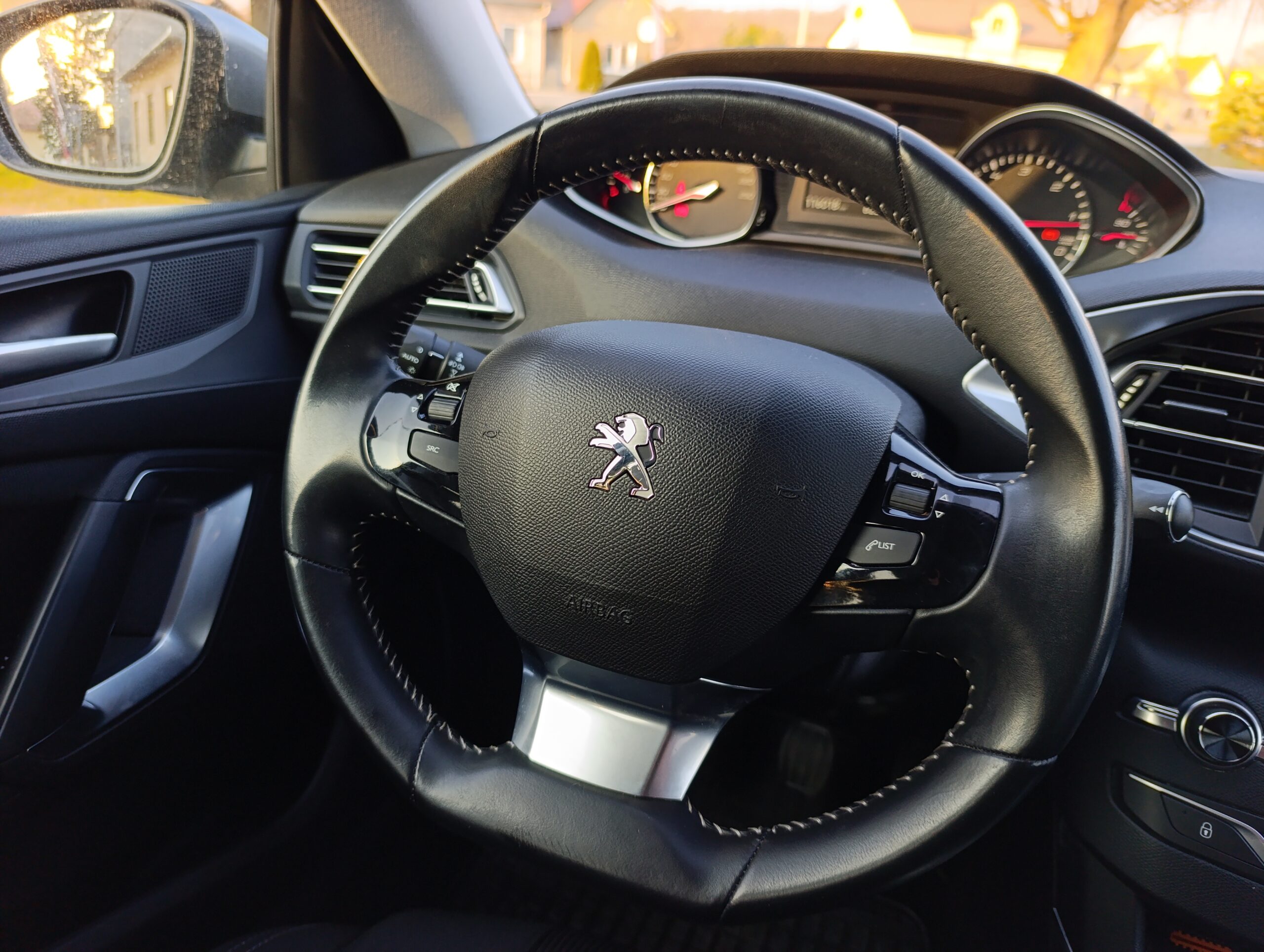 Peugeot 308SW 1.5BlueHDI, 96KW, Manuál 6