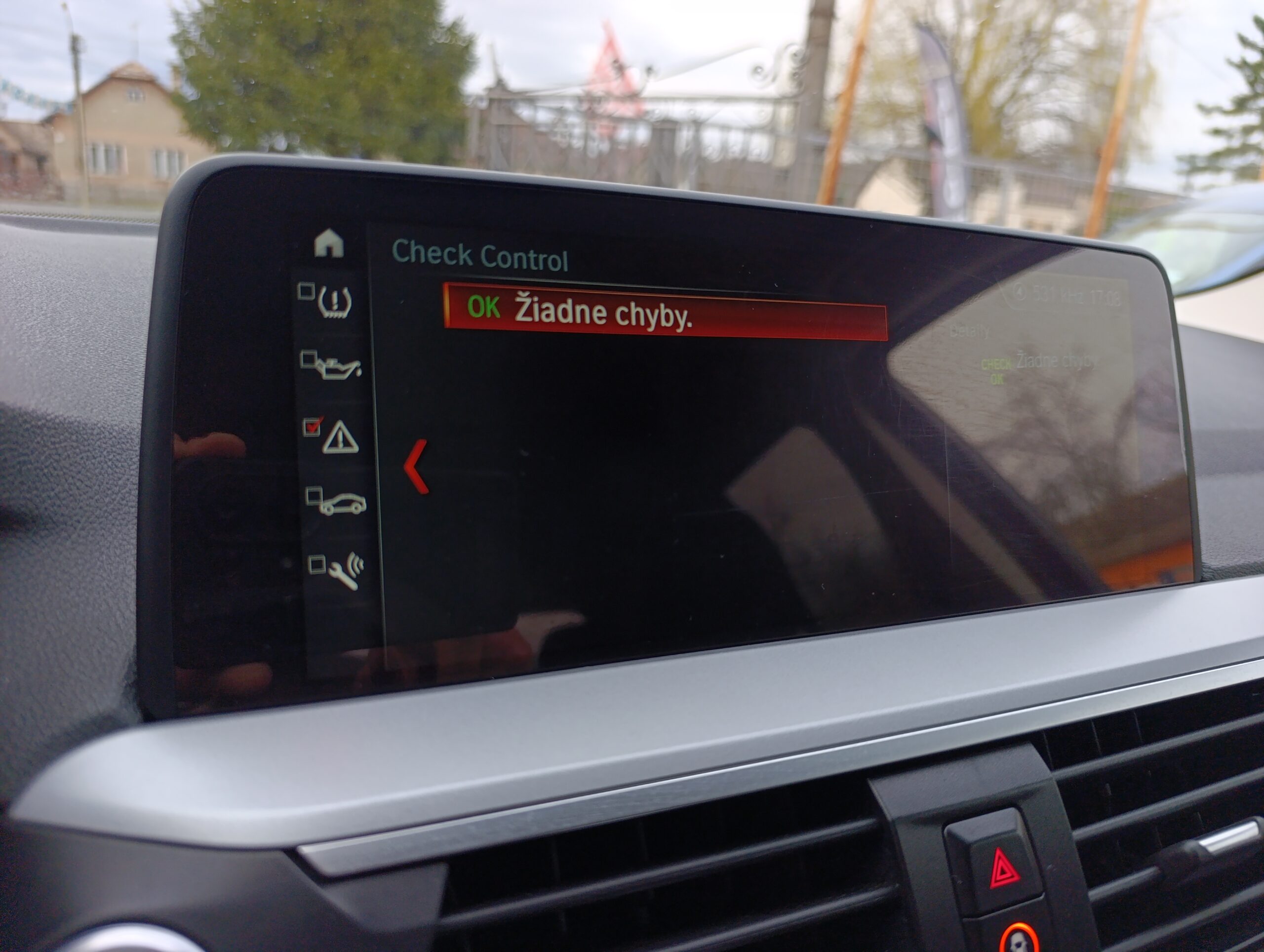 BMW X3 xDrive 20i AT8 135kW/184PS Kúpené nove na Slovensku