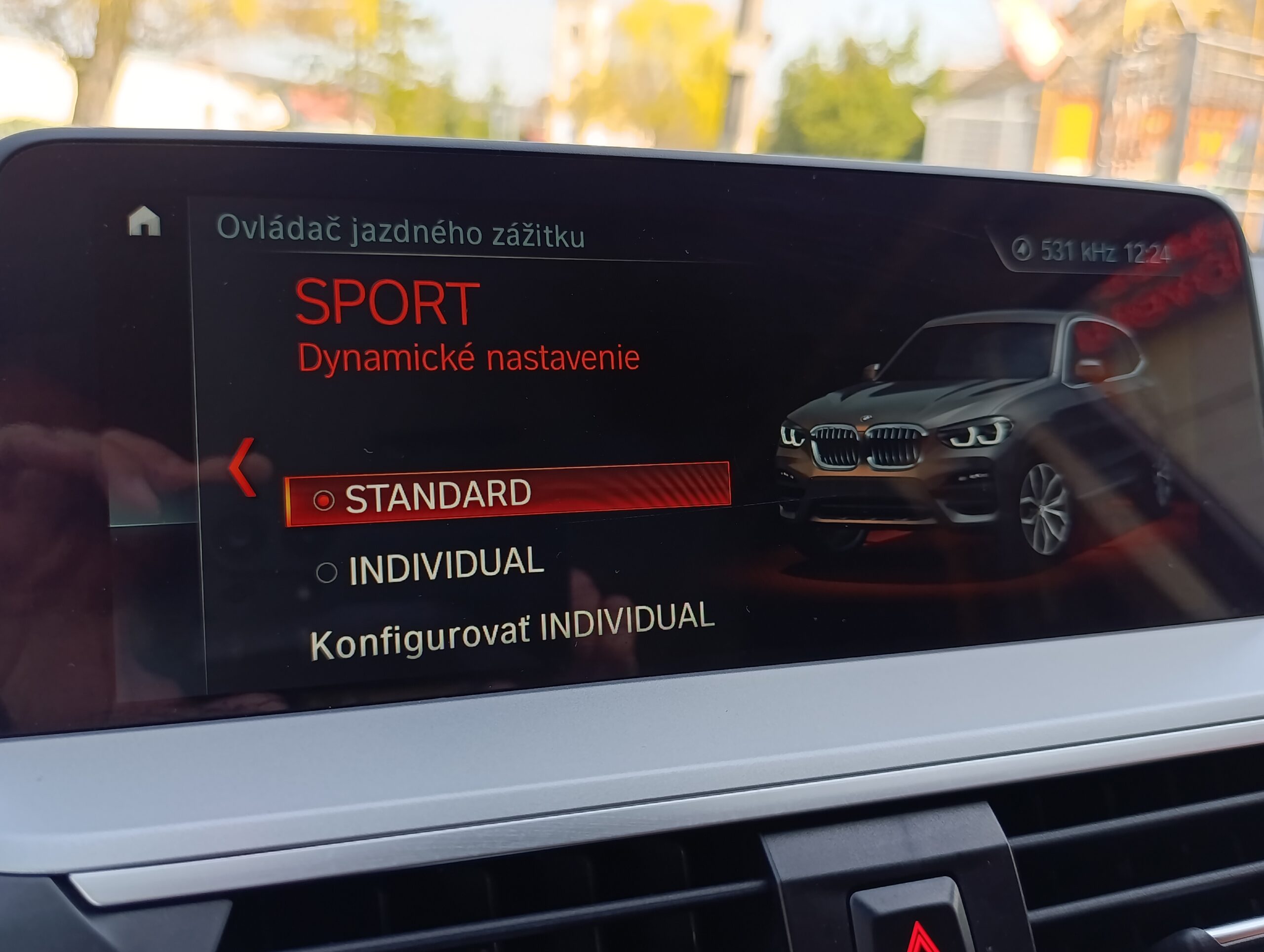 BMW X3 xDrive 20i AT8 135kW/184PS Kúpené nove na Slovensku