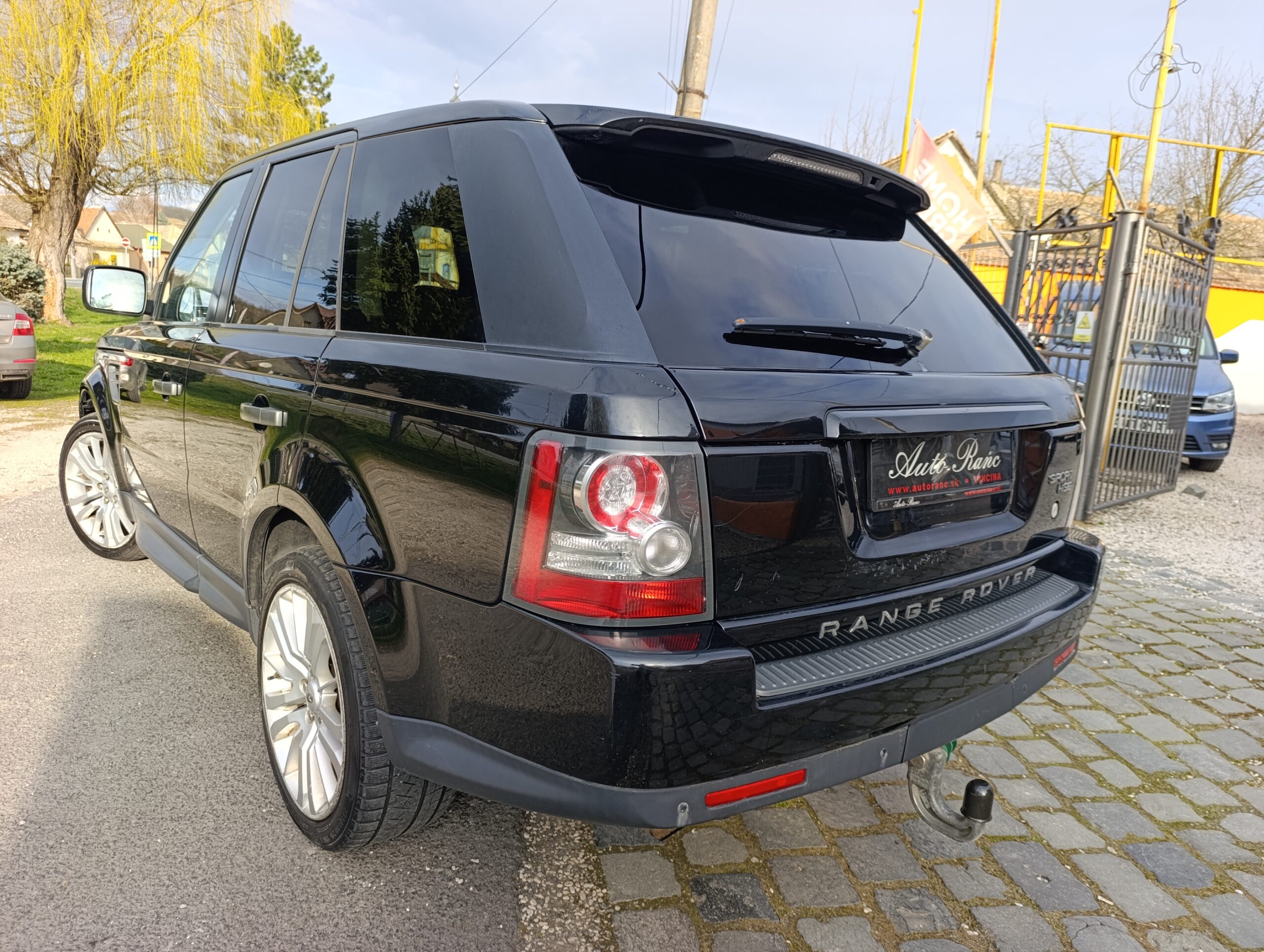 Land Rover Range Rover Sport 3.0 TdV6  Automatic 211PS