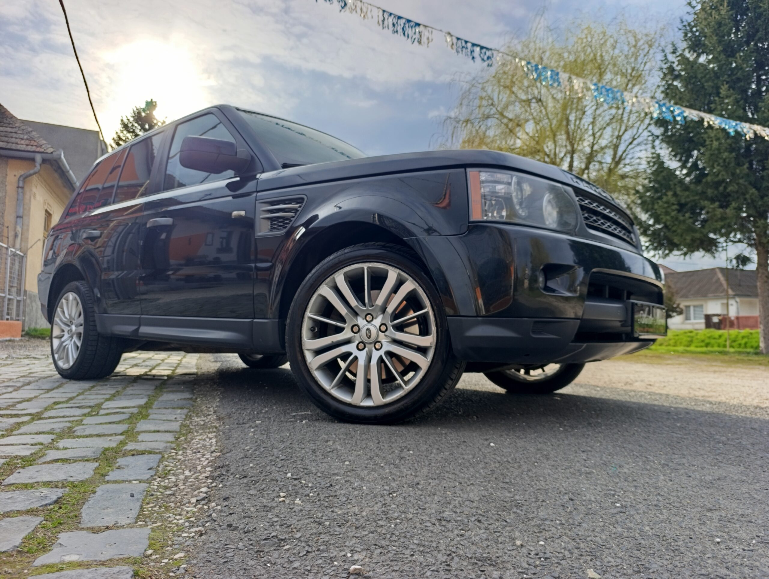 Land Rover Range Rover Sport 3.0 TdV6  Automatic 211PS