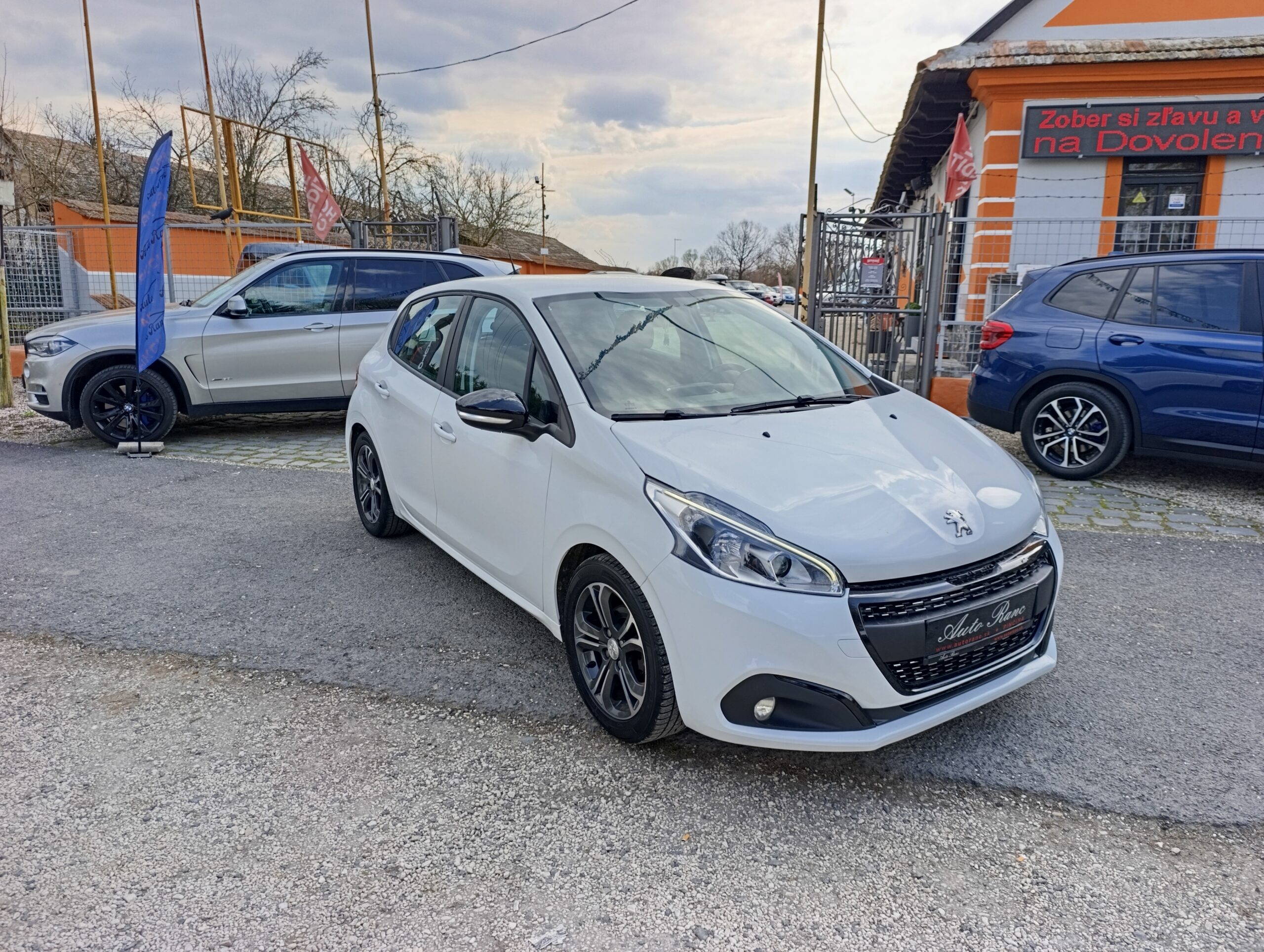 Peugeot 208 1.5BlueHDI NAVI 75kW/102PS