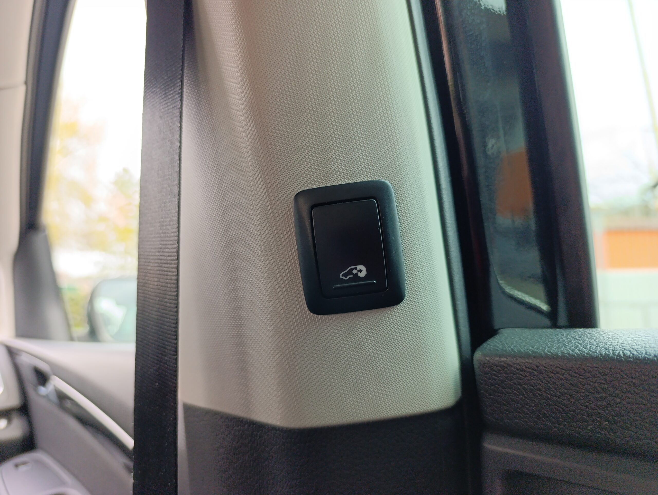 Seat Alhambra 184PS 7M 2.0TDI AT6, Elektrické dvere bočné