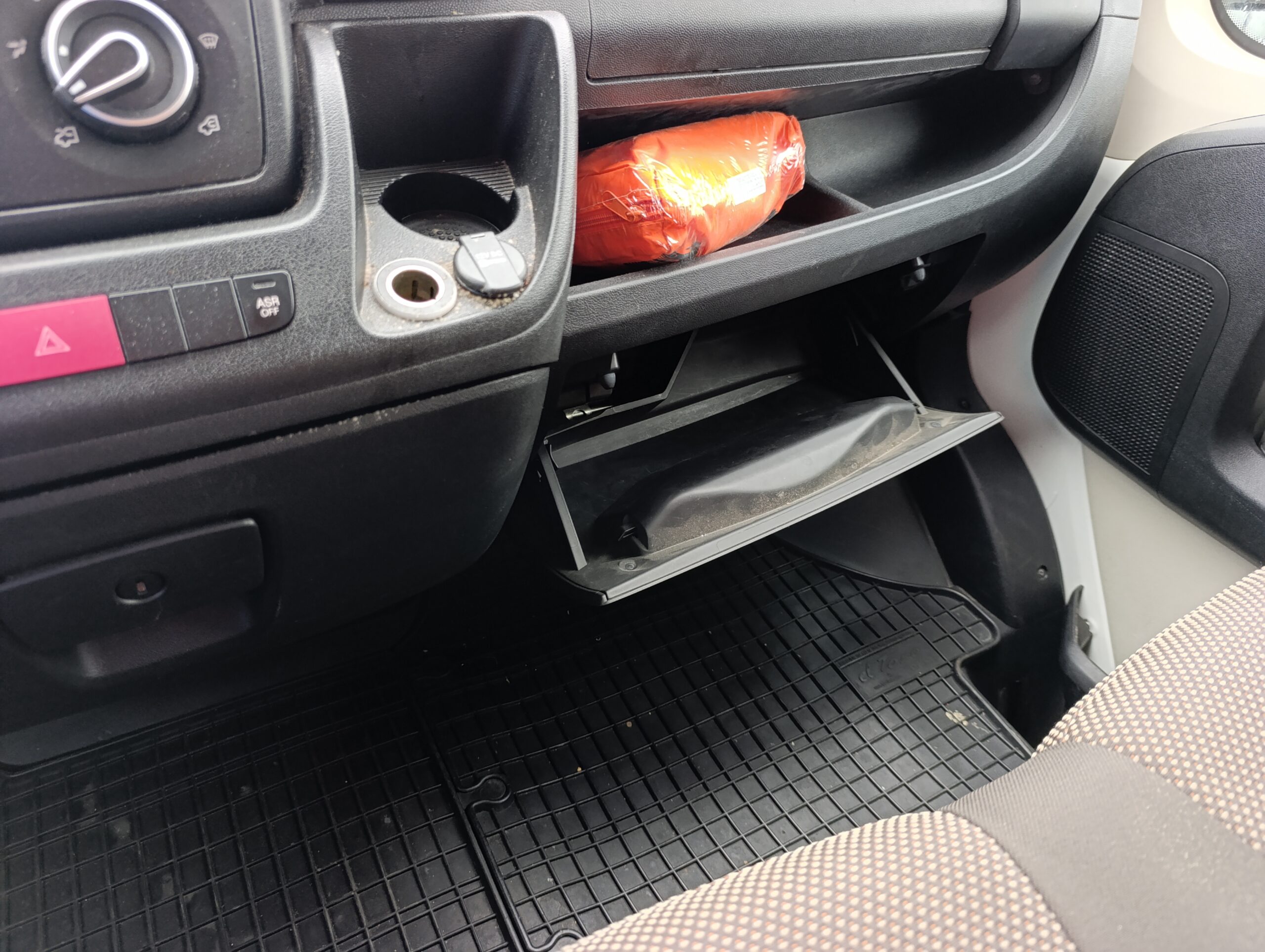 Peugeot Boxer Mraziarenský 2.0HDI, č599