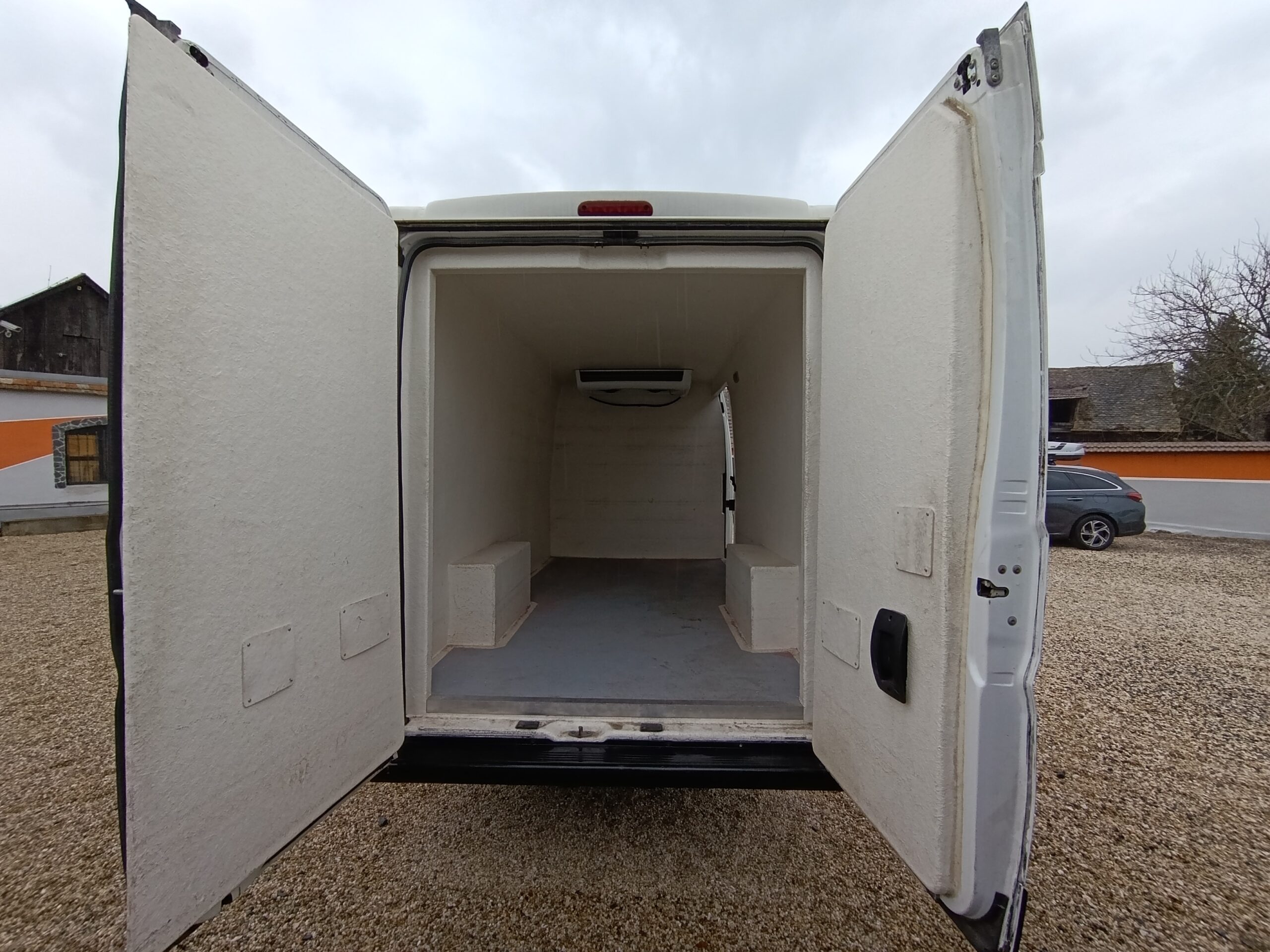 Peugeot Boxer Mraziarenský 2.0HDI, č599