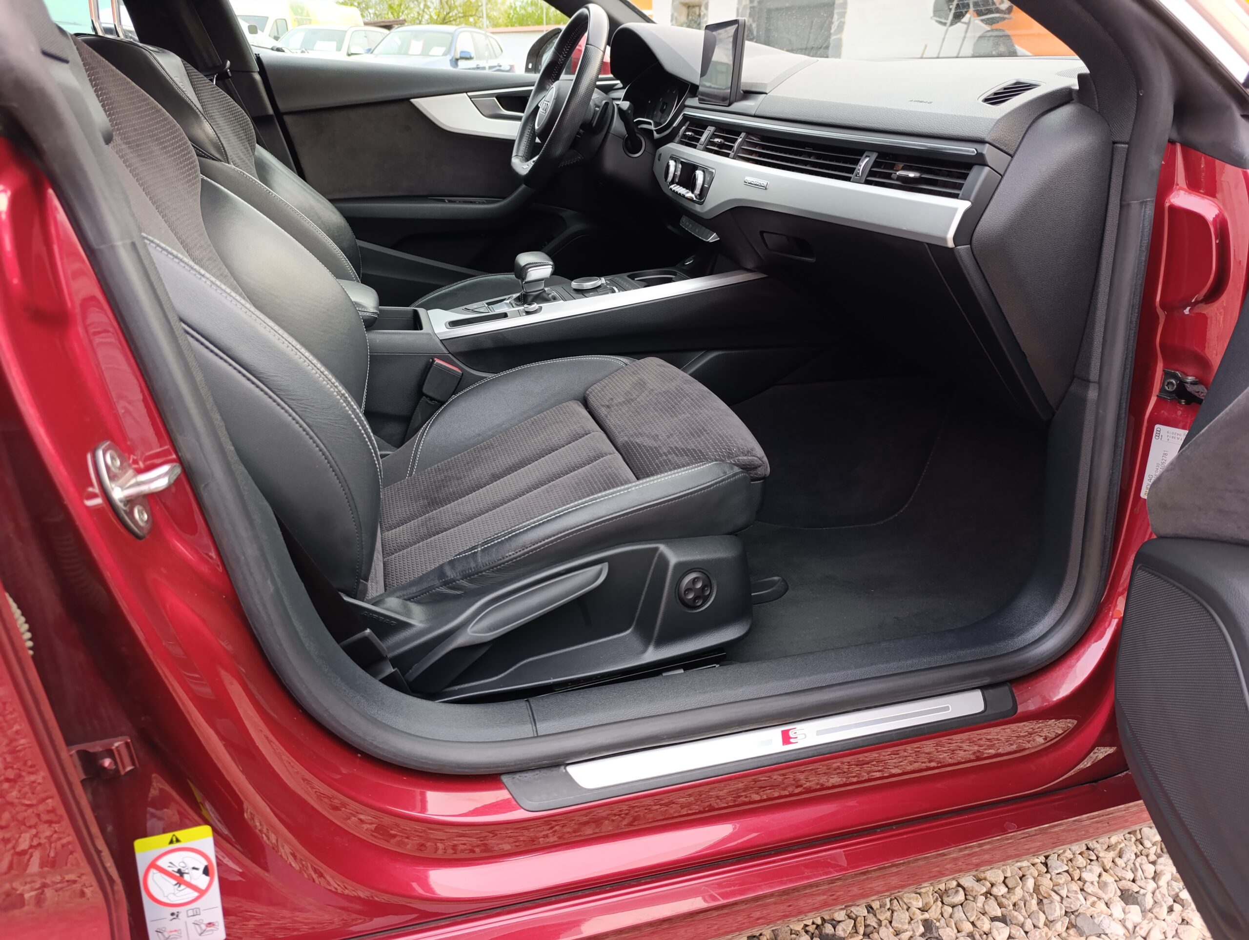 Audi A5 Sportback B9.5 S-line quattro 190PS | 2019 | TOP stav | 1. majiteľ