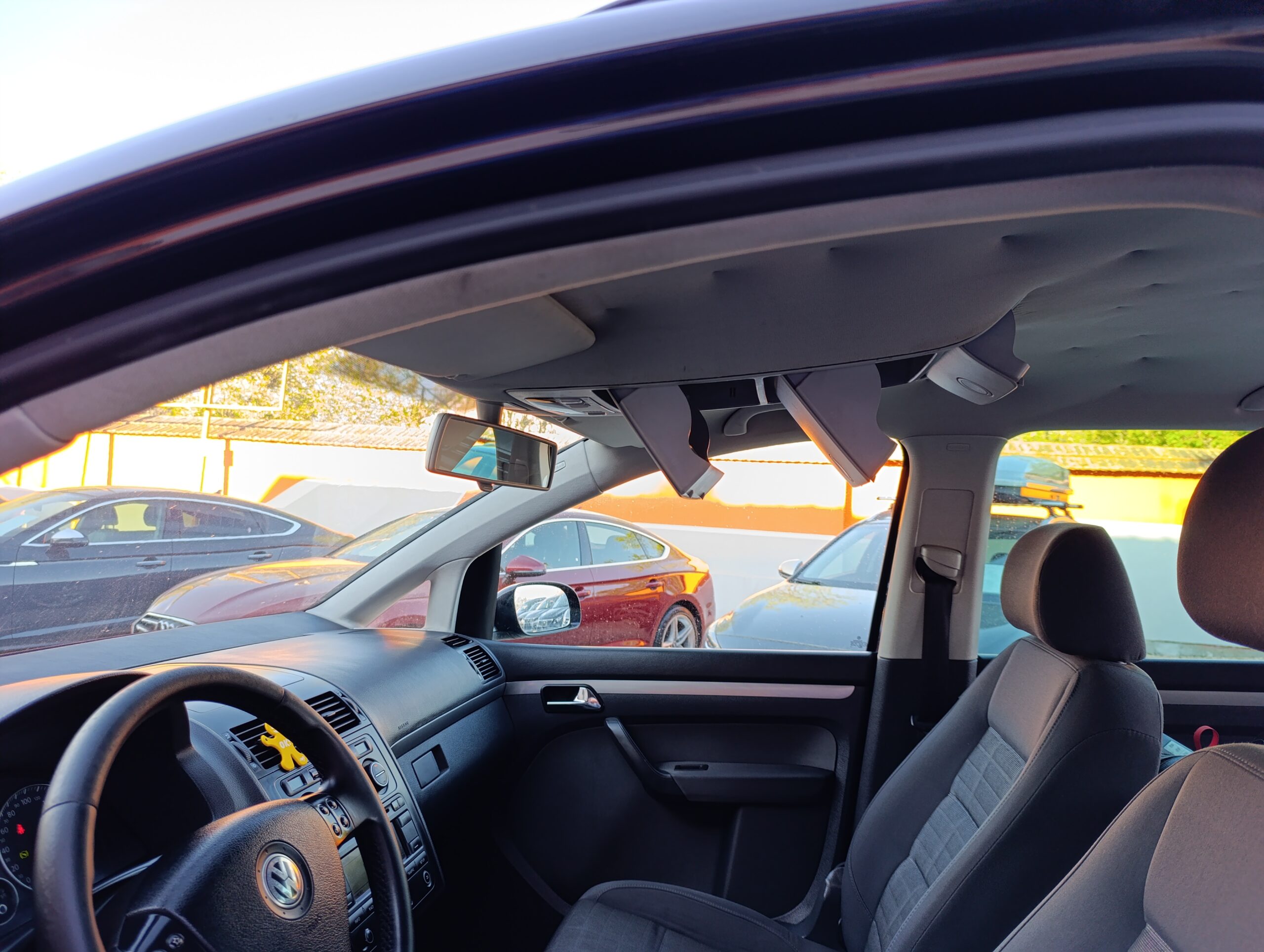 Volkswagen Touran 1.9TDI AT6 77kW Automat