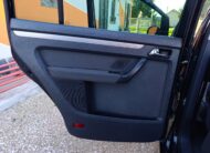 Volkswagen Touran 1.9TDI AT6 77kW Automat