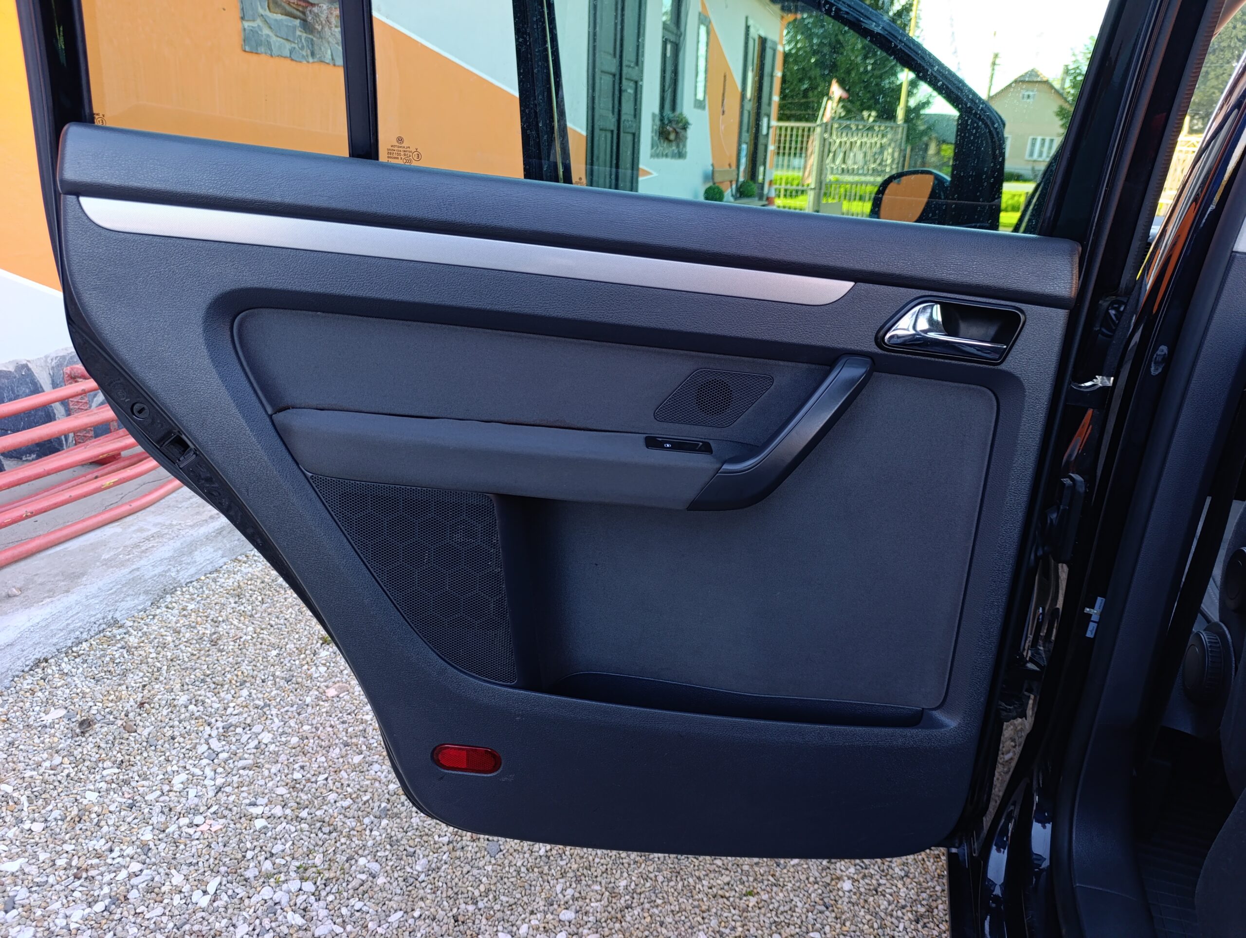 Volkswagen Touran 1.9TDI AT6 77kW Automat