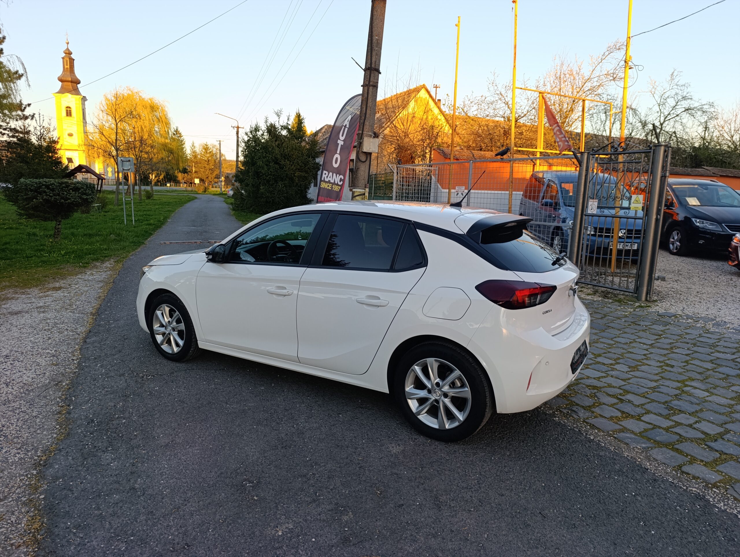 Opel Corsa F 1.2 Turbo 100PS | 2020 | Krásne  auto | Servisované