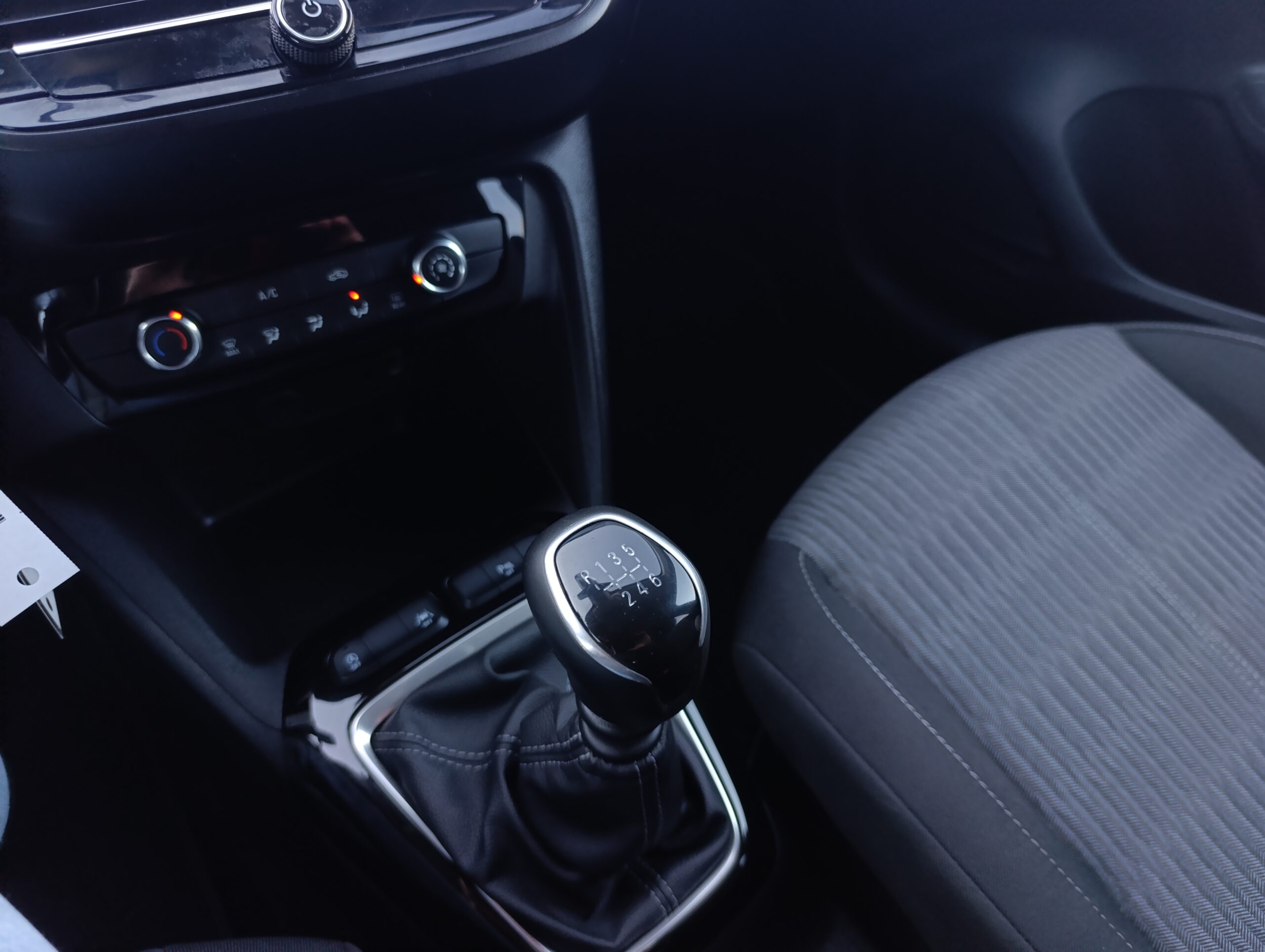 Opel Corsa F 1.2 Turbo 100PS | 2020 | Krásne  auto | Servisované