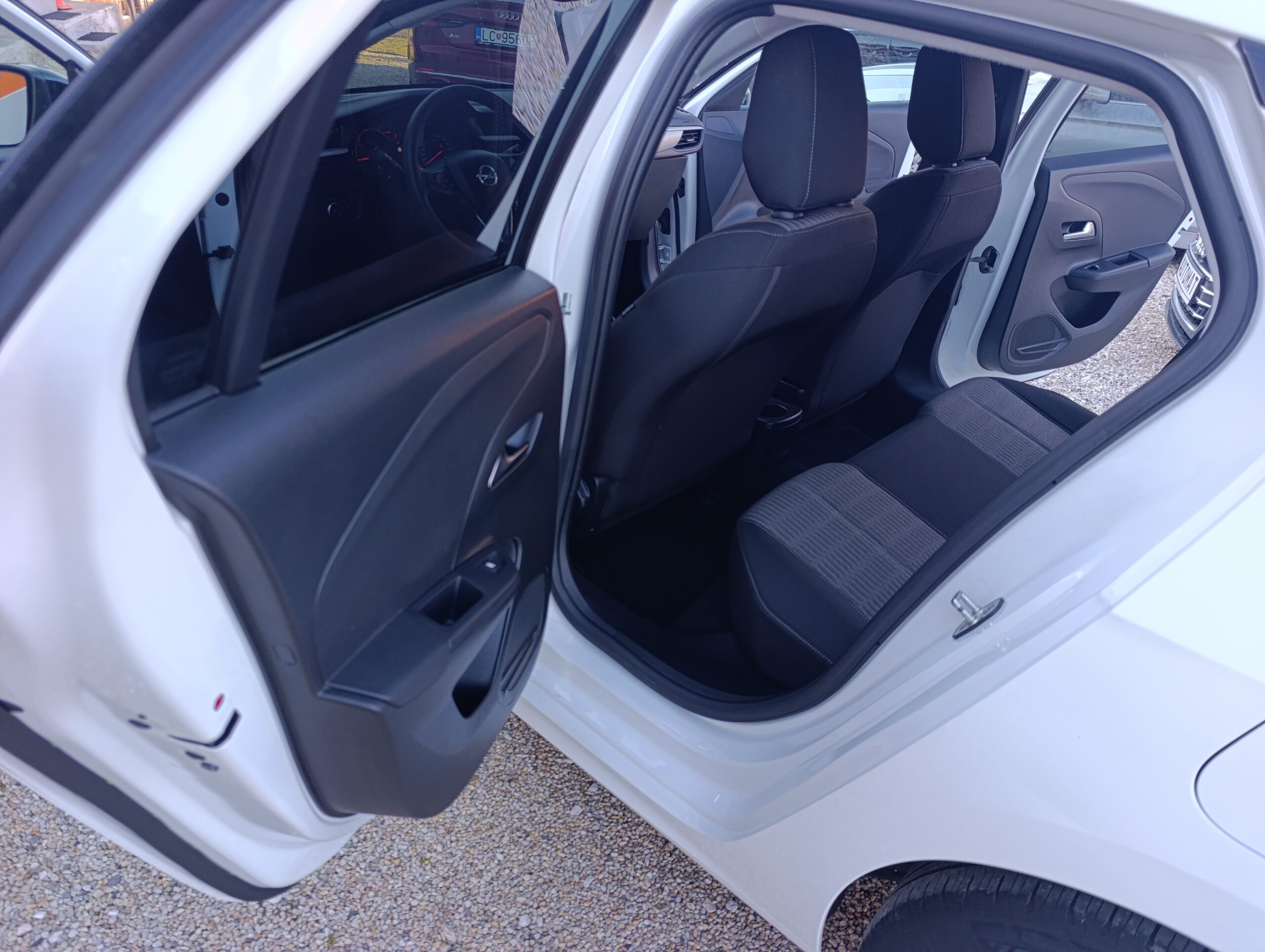 Opel Corsa F 1.2 Turbo 100PS | 2020 | Krásne  auto | Servisované