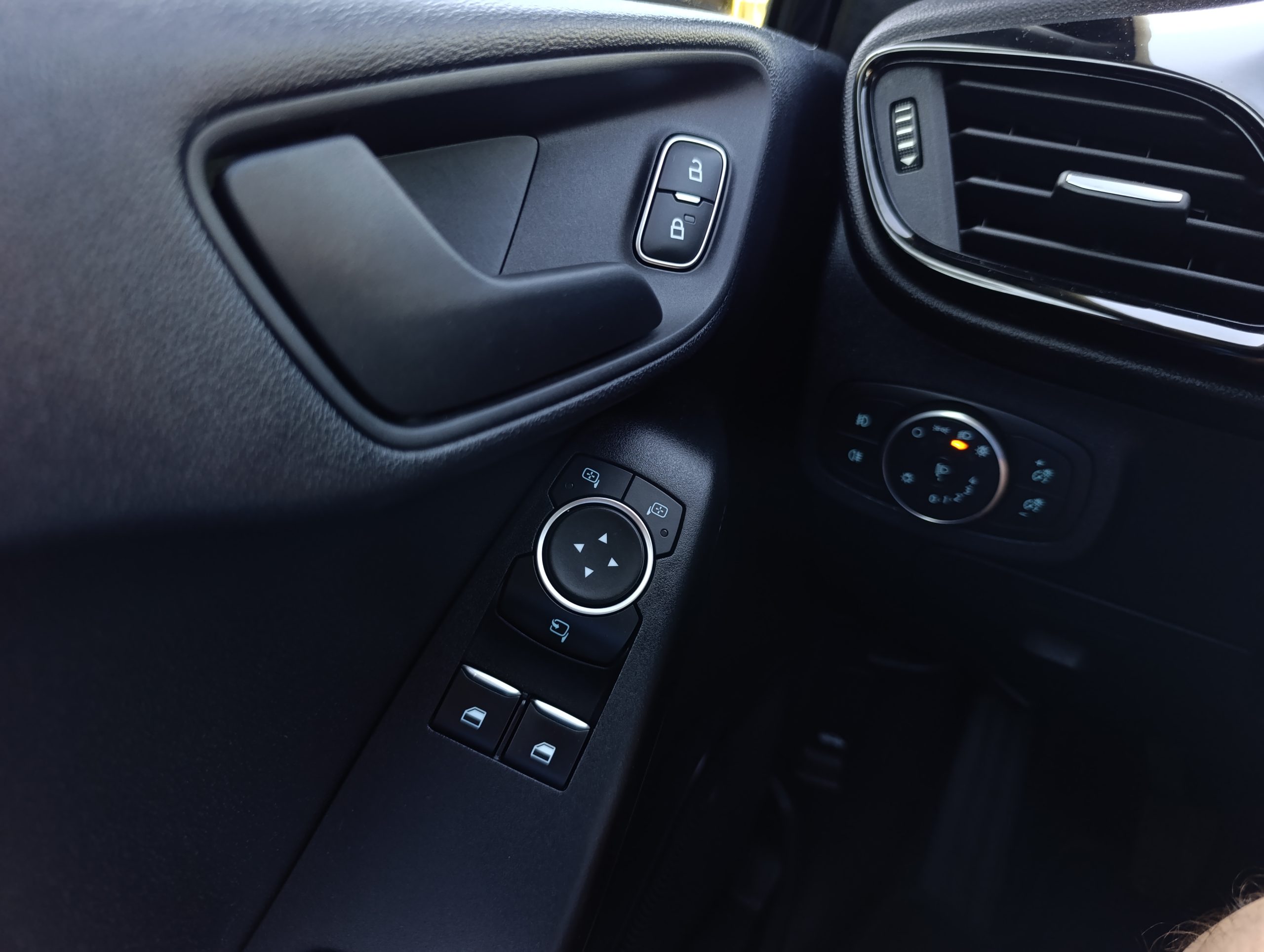 Ford Fiesta 1.1Si 2020, Led svetlá, 55kW/75PS , MK8