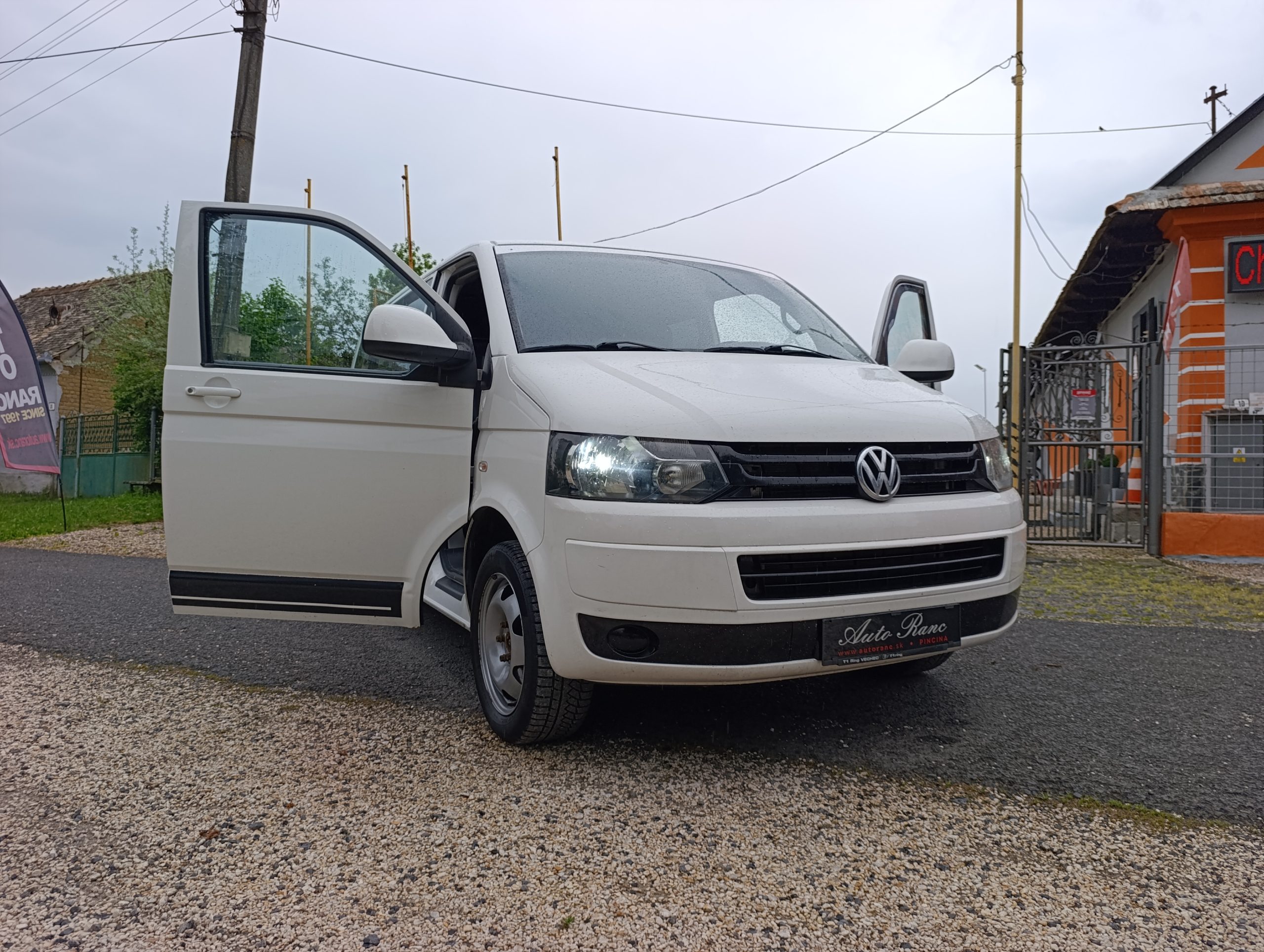 Volkswagen Transporter 9M 2011 2.0TDI 9 Miestny 75kW/102PS T5.1 Facelift