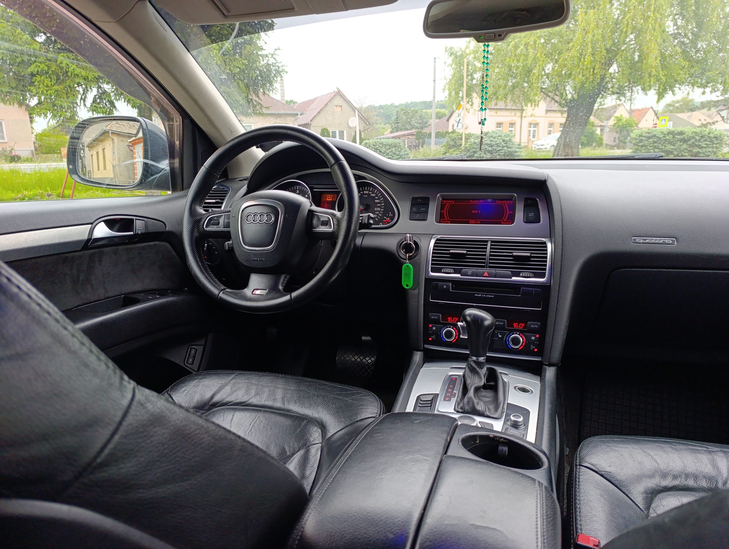 Audi Q7 3.0TDI R21, model 2008, 171kW/232PS