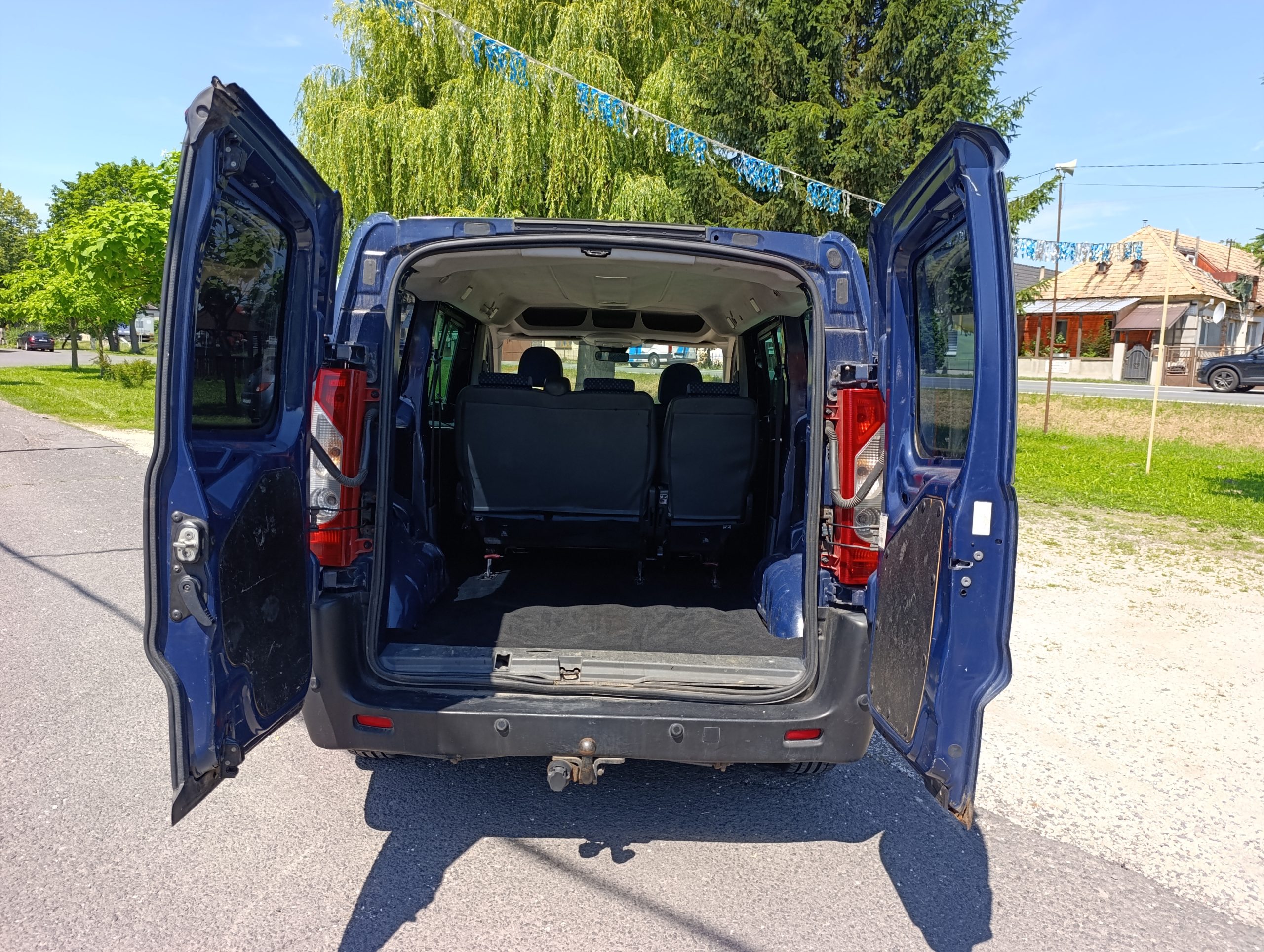 Fiat SCUDO 2.0JTD, 100kW/136PS, 6 miest na sedenie