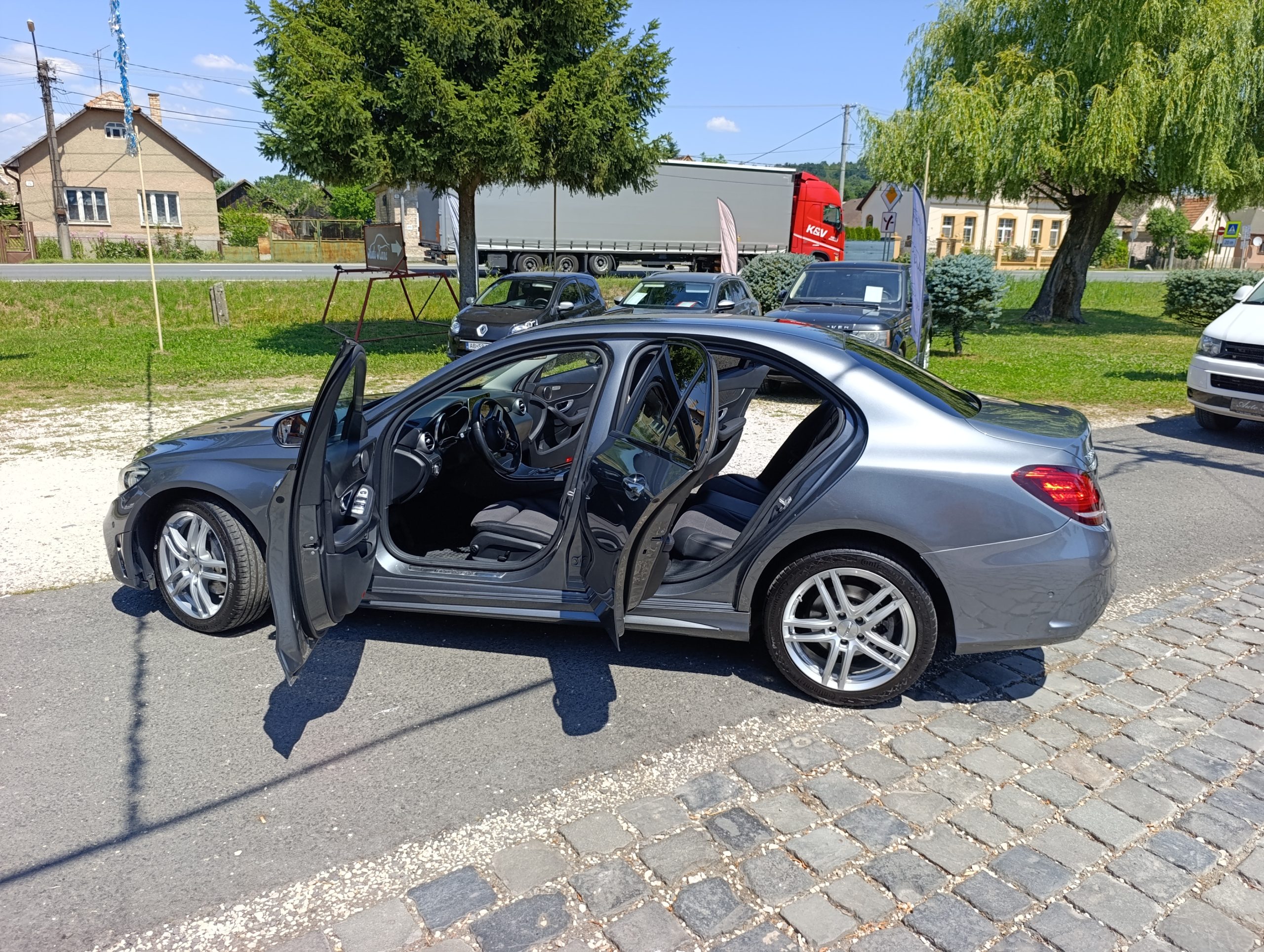 Mercedes-Benz C 220 d 4MATIC