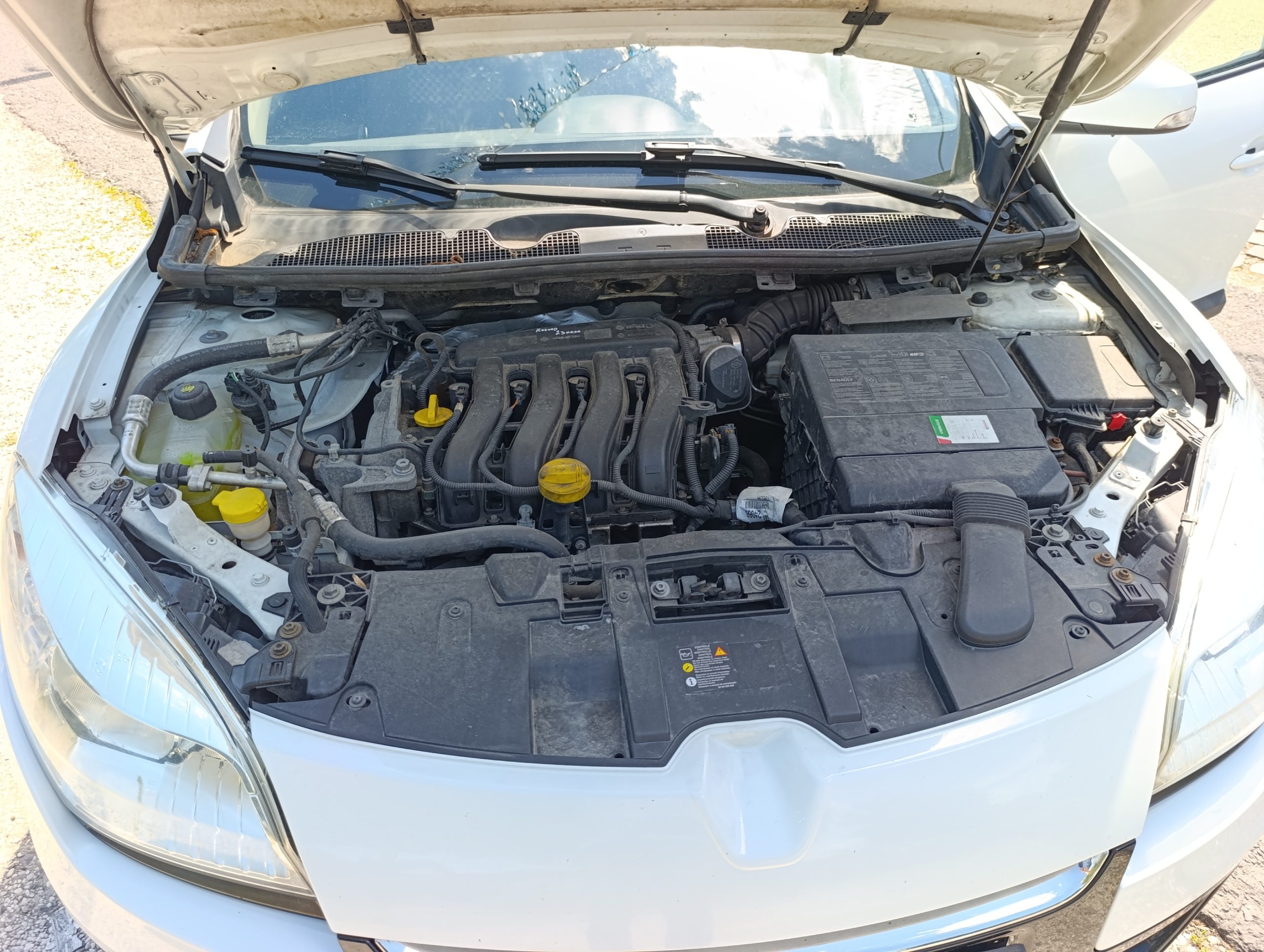 Renault Mégane 1.6i Dvojzónová klimatizácia