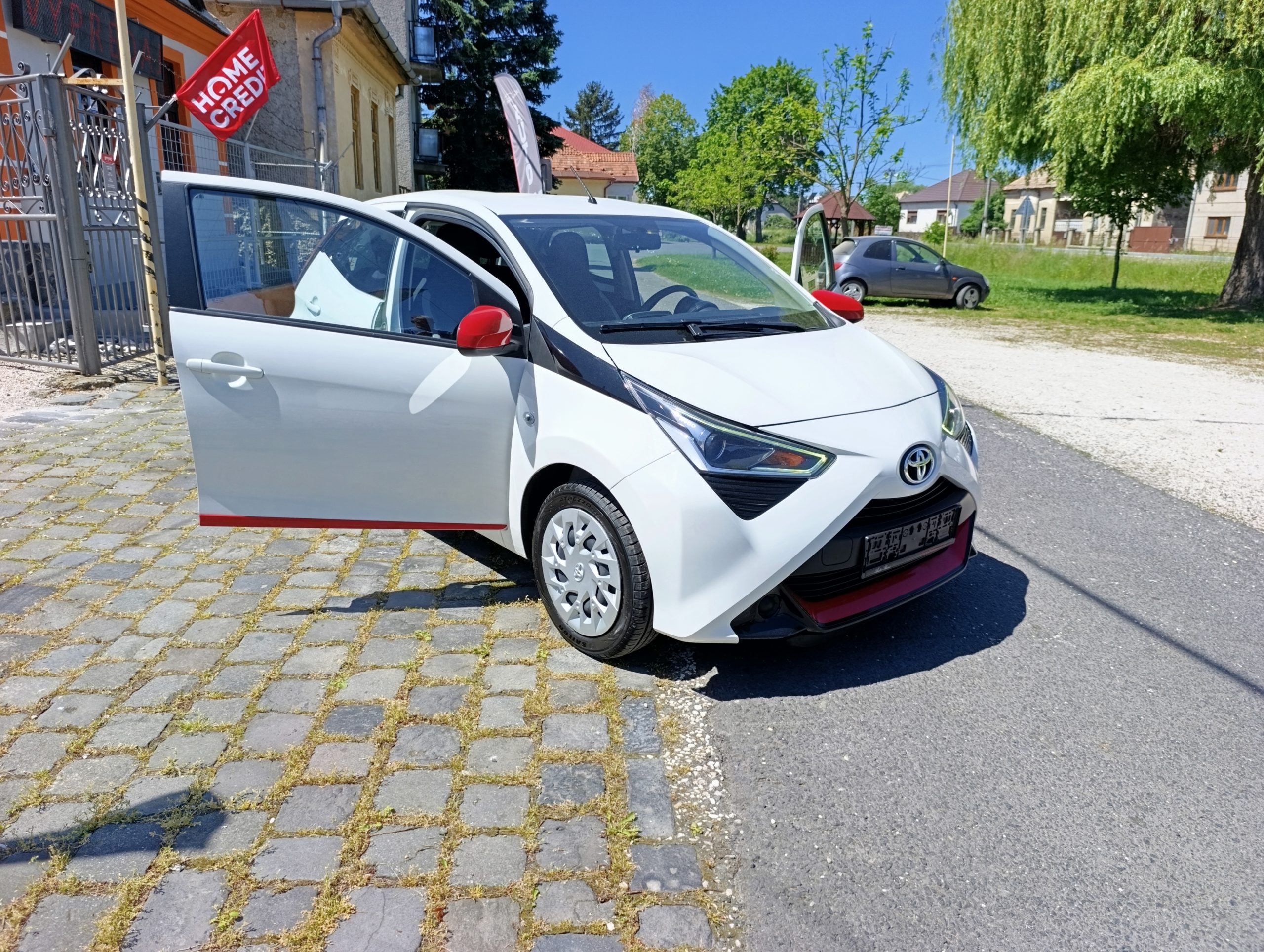 Toyota Aygo 1.0i, 53kw/72PS, 75 572 km, rok 2020, Kamera