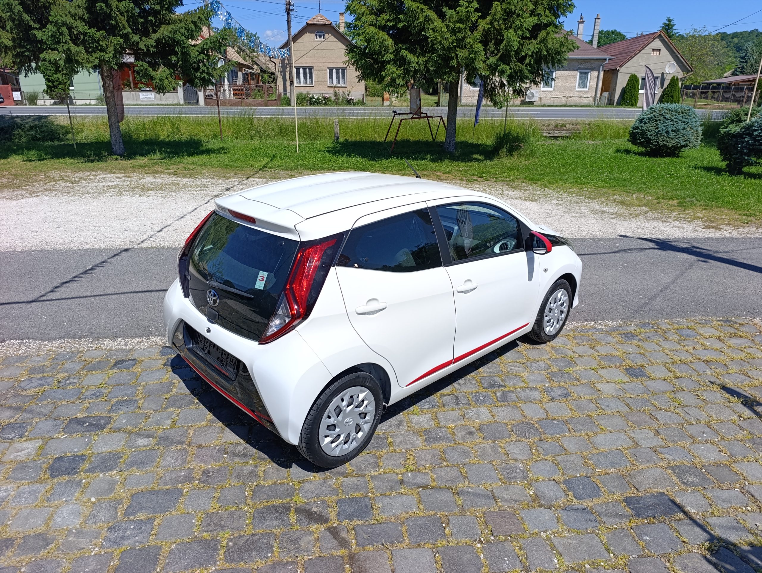 Toyota Aygo 1.0i, 53kw/72PS, 75 572 km, rok 2020, Kamera