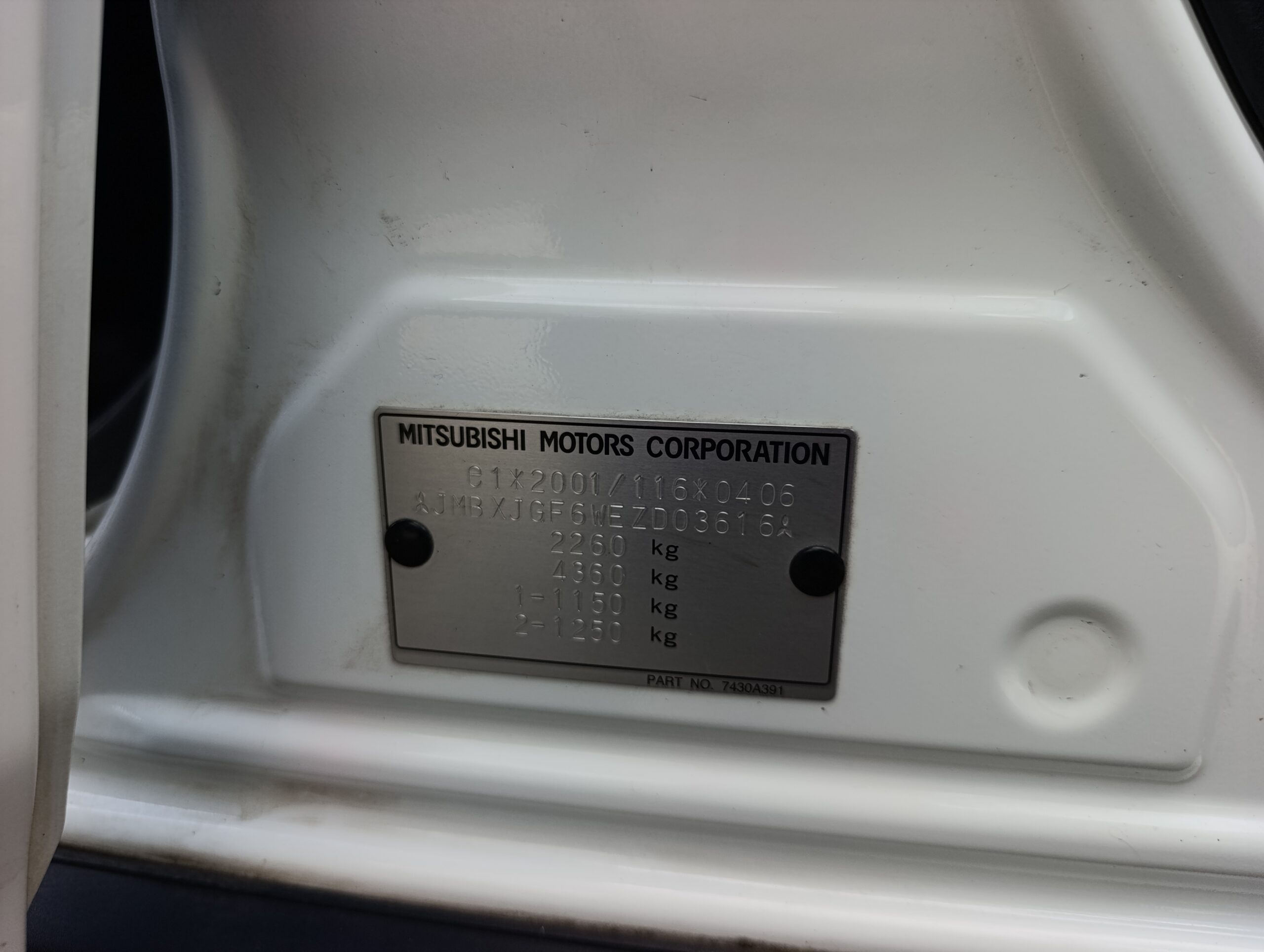 Mitsubishi Outlander 2.2 DI-D. Prvý majiteľ. Auto kúpené na Slovensku.