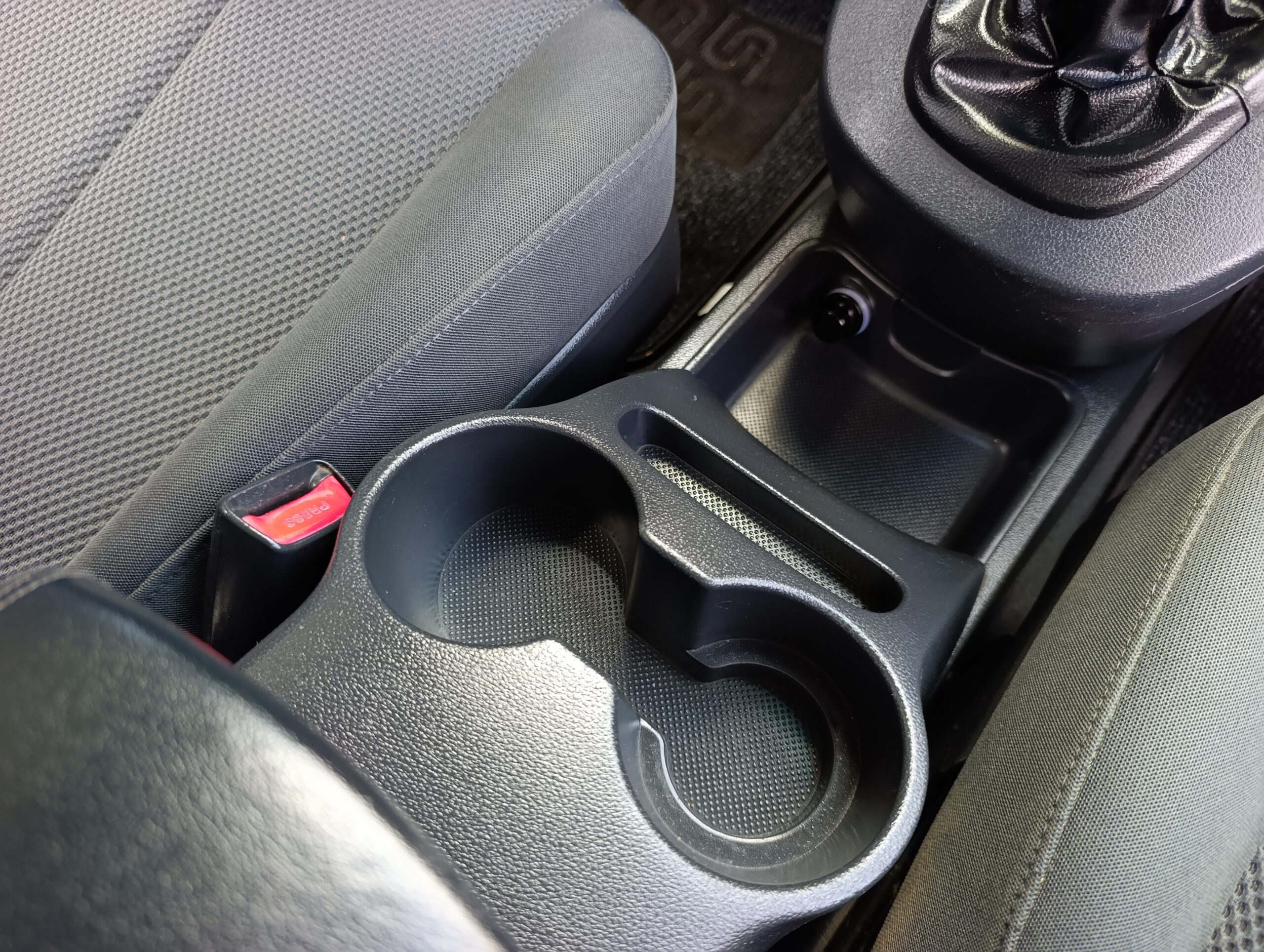 KIA Carens 2.0CRDI 1. Majiteľ