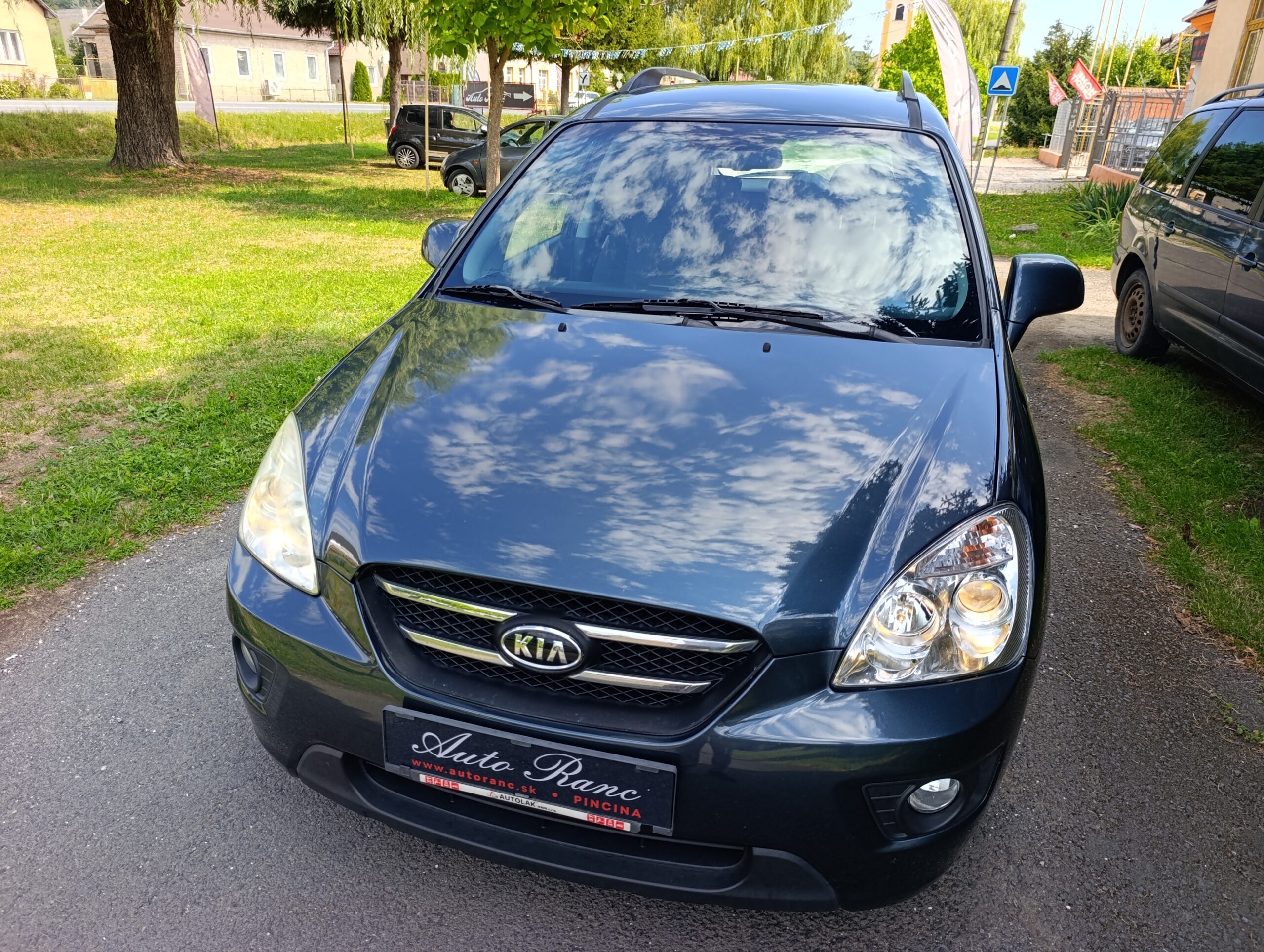 Kia Carens