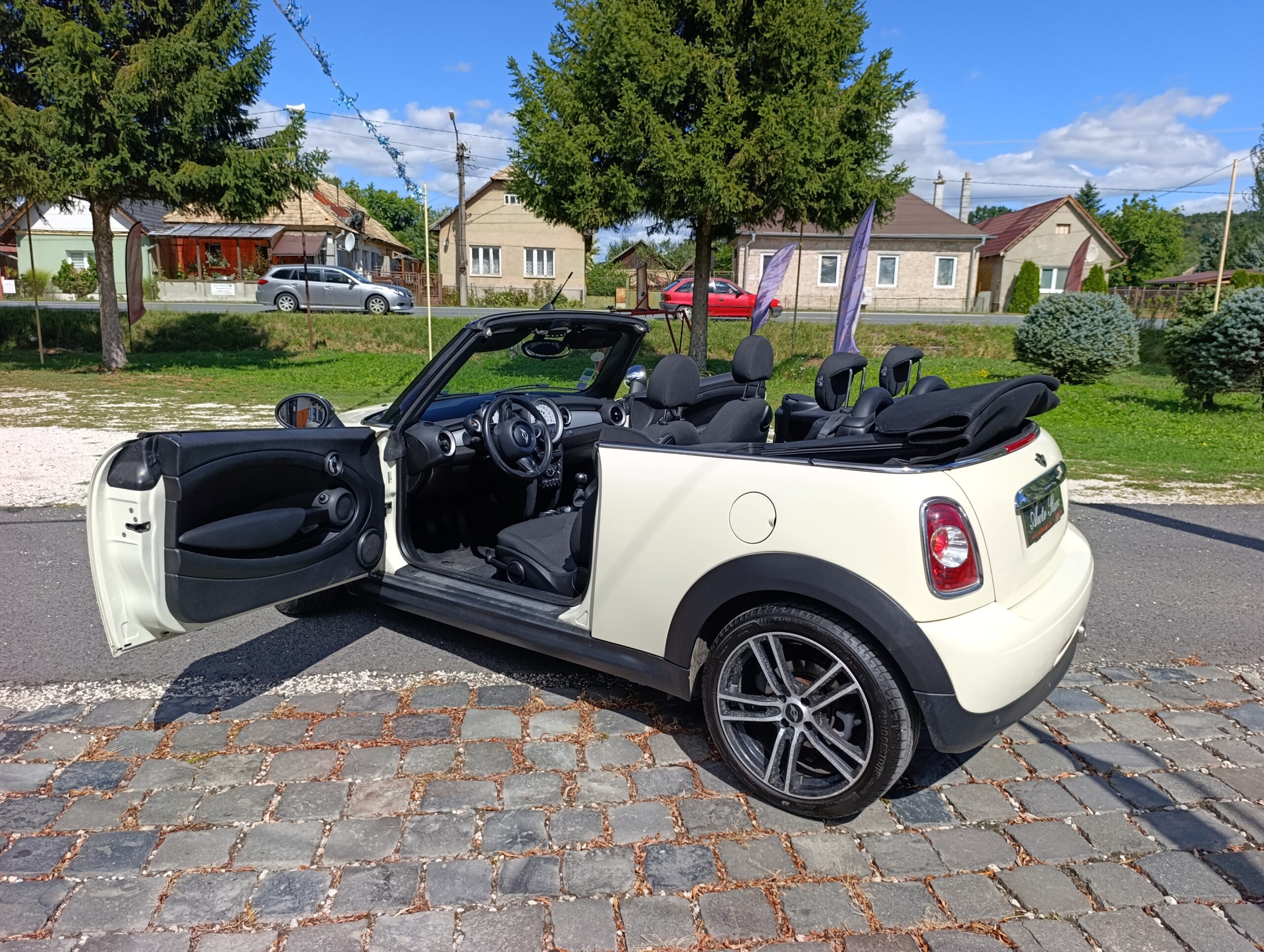 Mini Cooper D Cabrio 1.6D, 2012, 111PS, Rozvod menený.