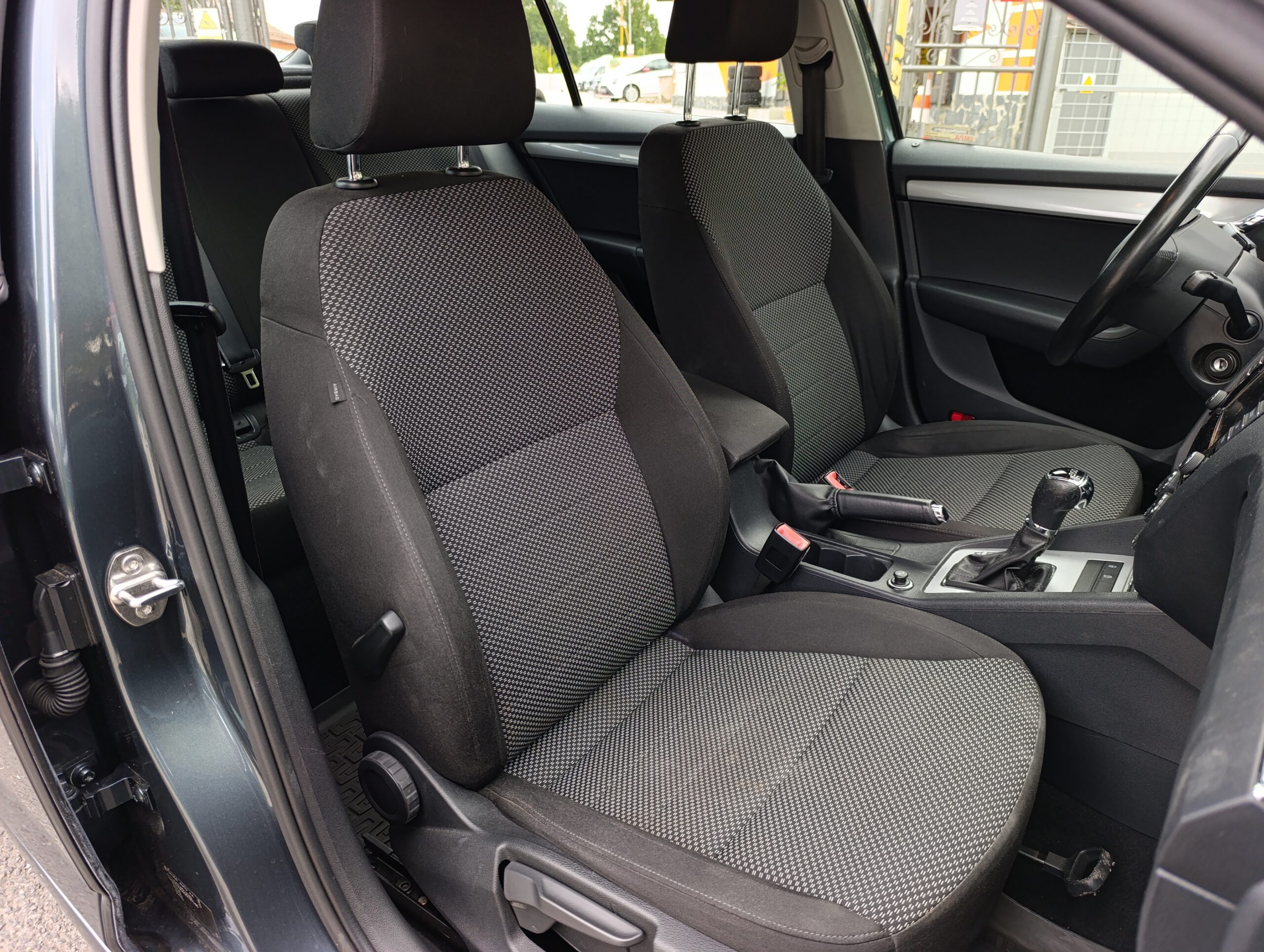Škoda Octavia III AUTOMAT 1.6TDI  81kW/110PS, Servisná história