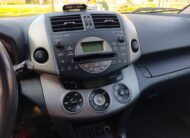 Toyota RAV4 2.2D 4WD 100kW/136PS, 4×4, M6