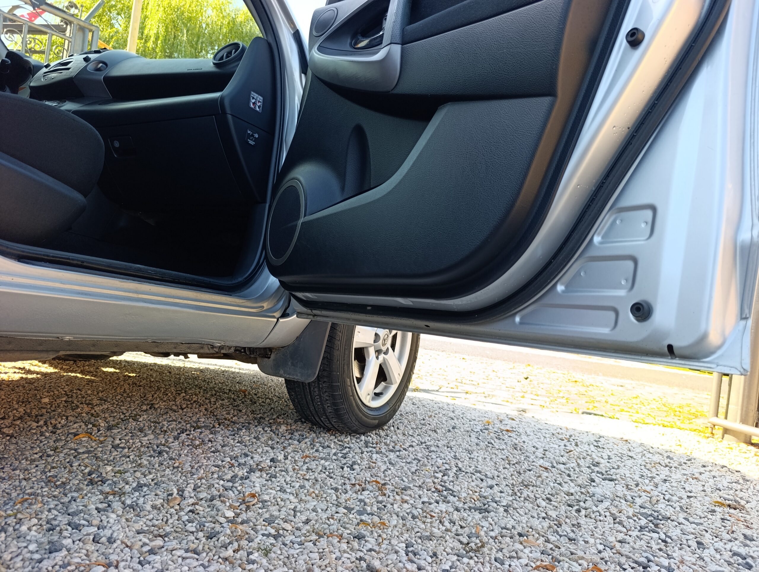 Toyota RAV4 2.2D 4WD 100kW/136PS, 4×4, M6