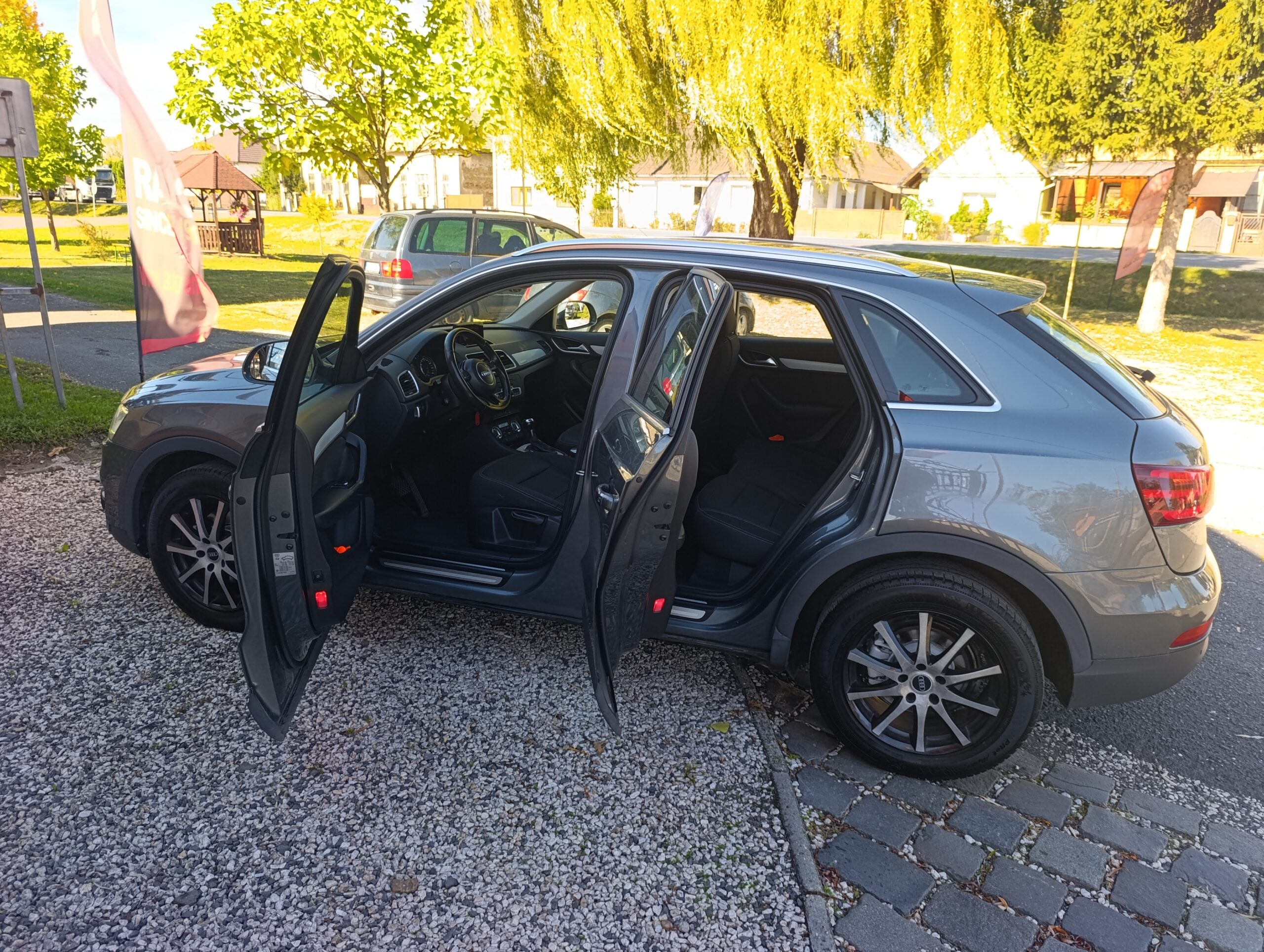 AUDI Q3 2.0TDI 130kW, AT 7, Servisná knižka, Kúpené na Slovensku
